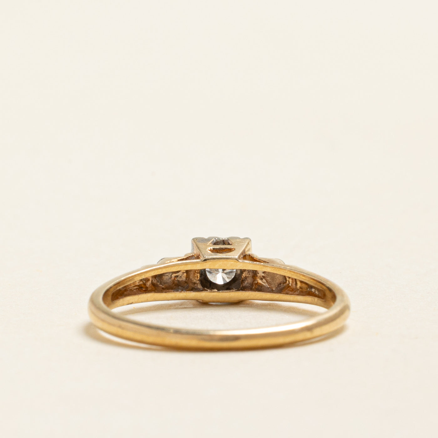 Illusion Set Solitaire Diamond Ring | 0.10ct | SZ 4.5