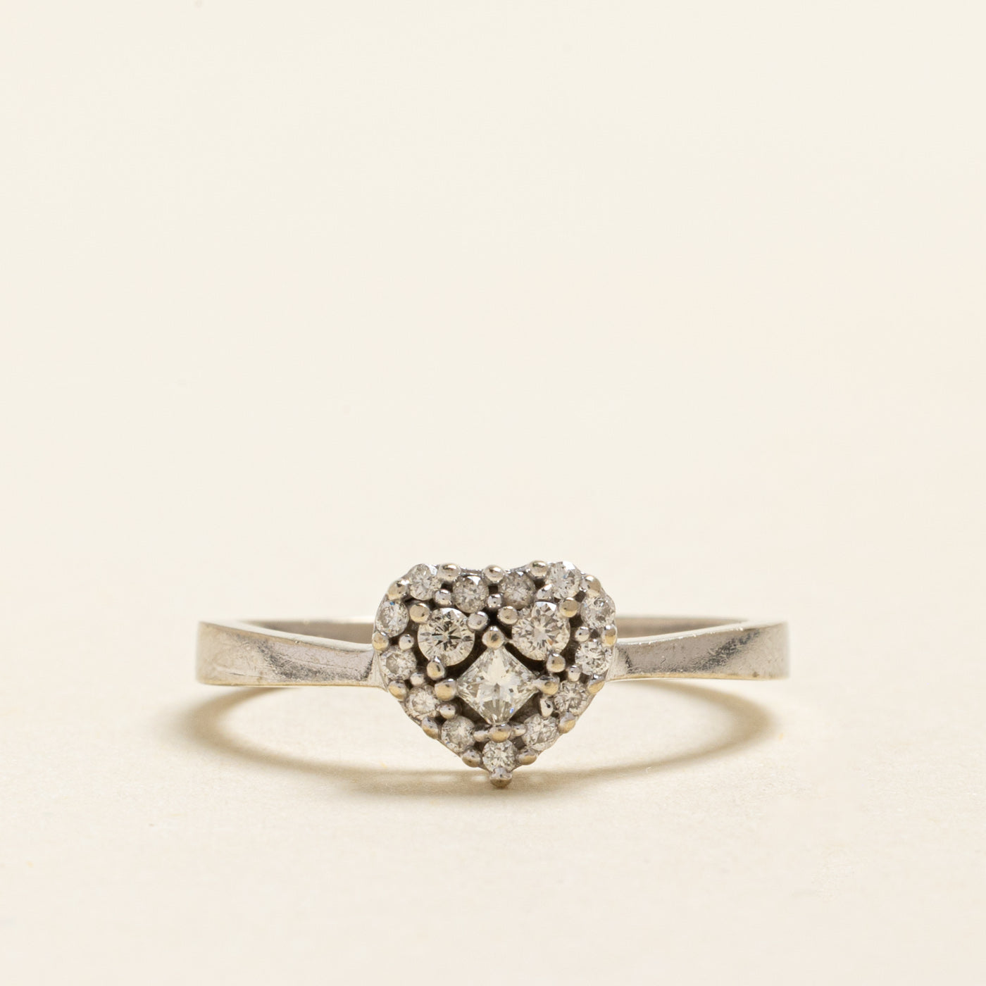 Diamond Cluster Heart Ring | 0.28ctw | SZ 6.25