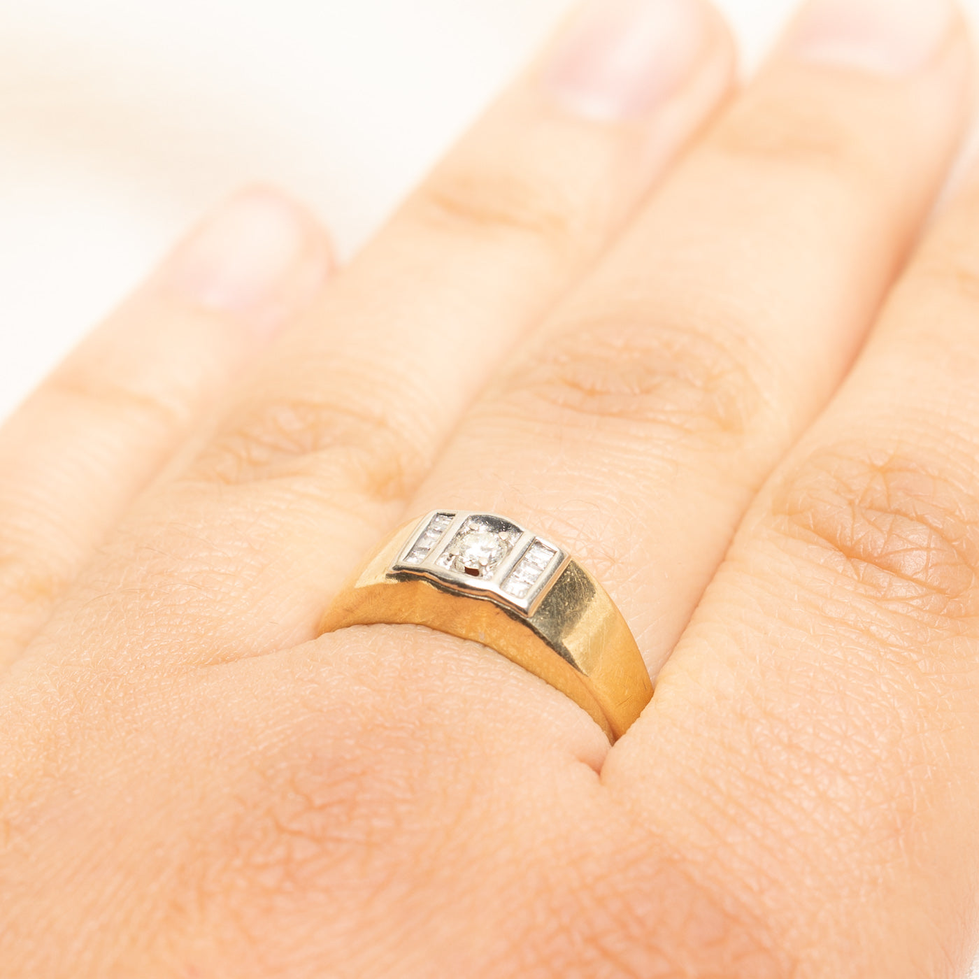Yellow Gold Diamond Column Ring | 0.28ctw | SZ 8