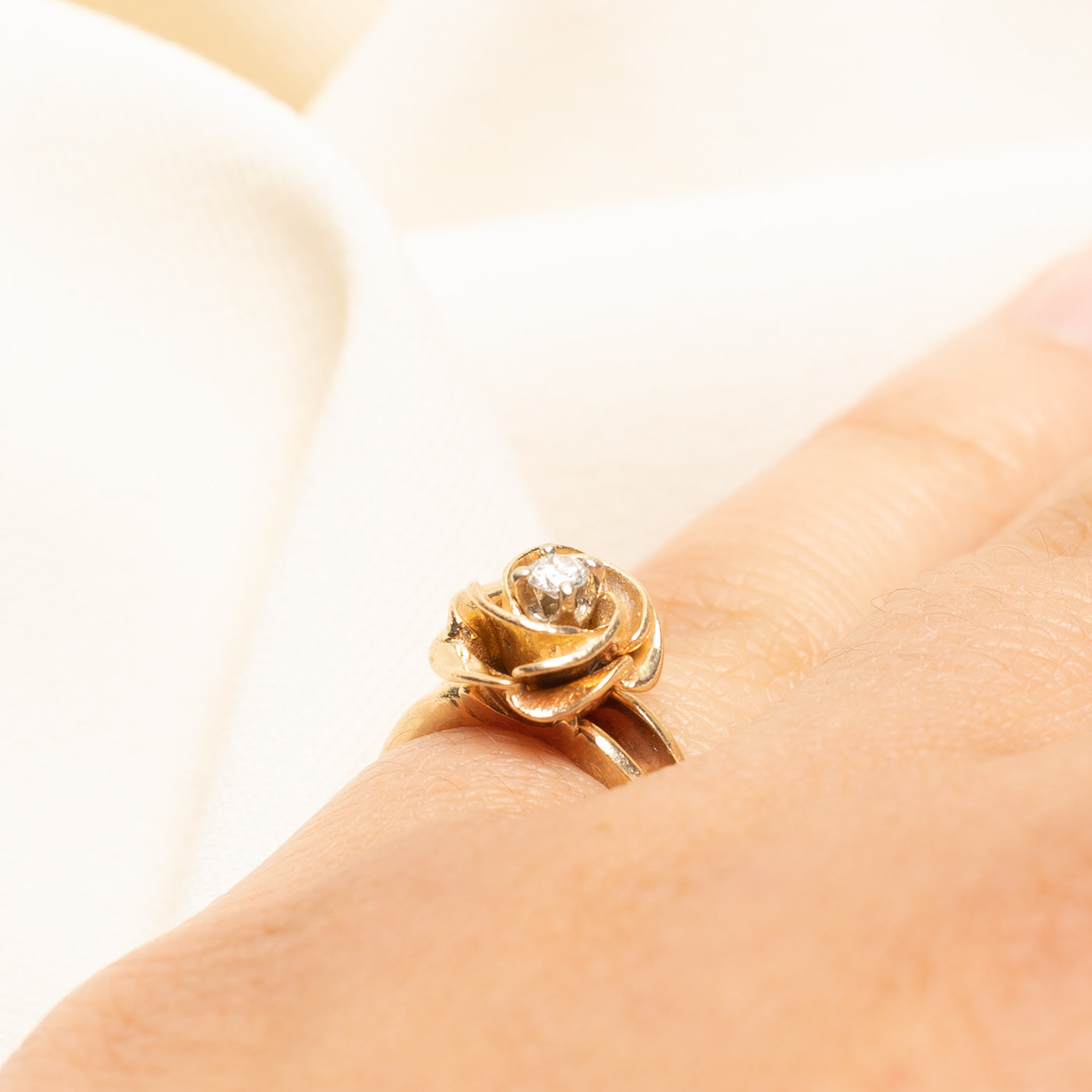 Diamond Rose Split Shank Ring | 0.07ct | SZ 4.25
