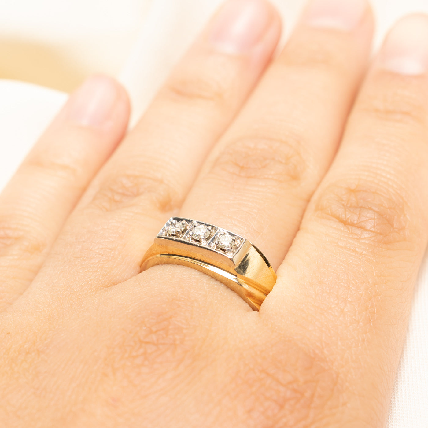 Three Stone Diamond Grooved Ring | 0.30ctw | SZ 10.25