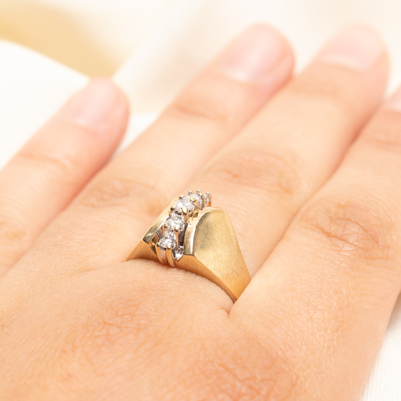 Yellow Gold Diamond Column Ring | 0.32ctw | SZ 8.25