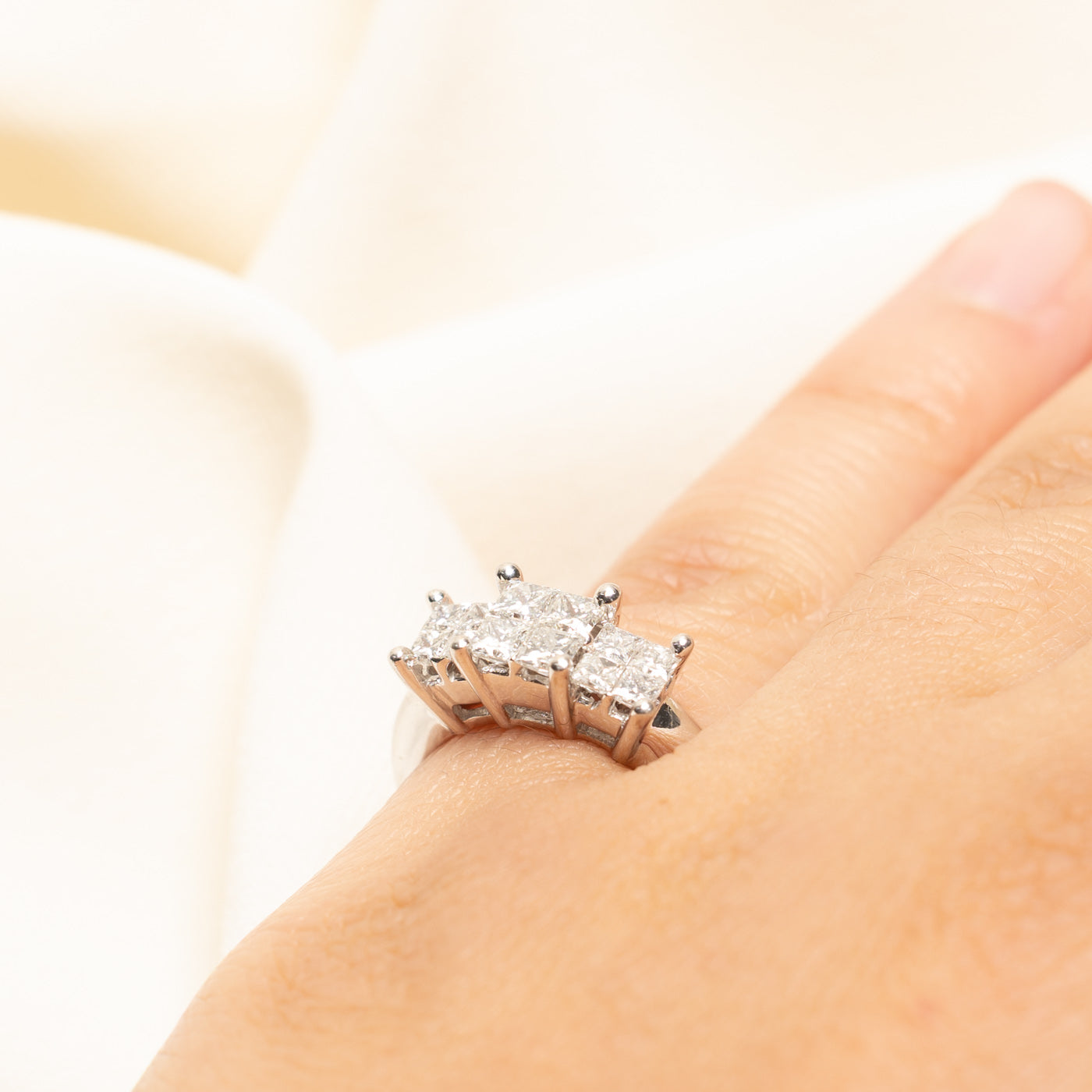 18k Illusion Set Princess Cut Diamond Ring | 1.50ctw | SZ 5.5