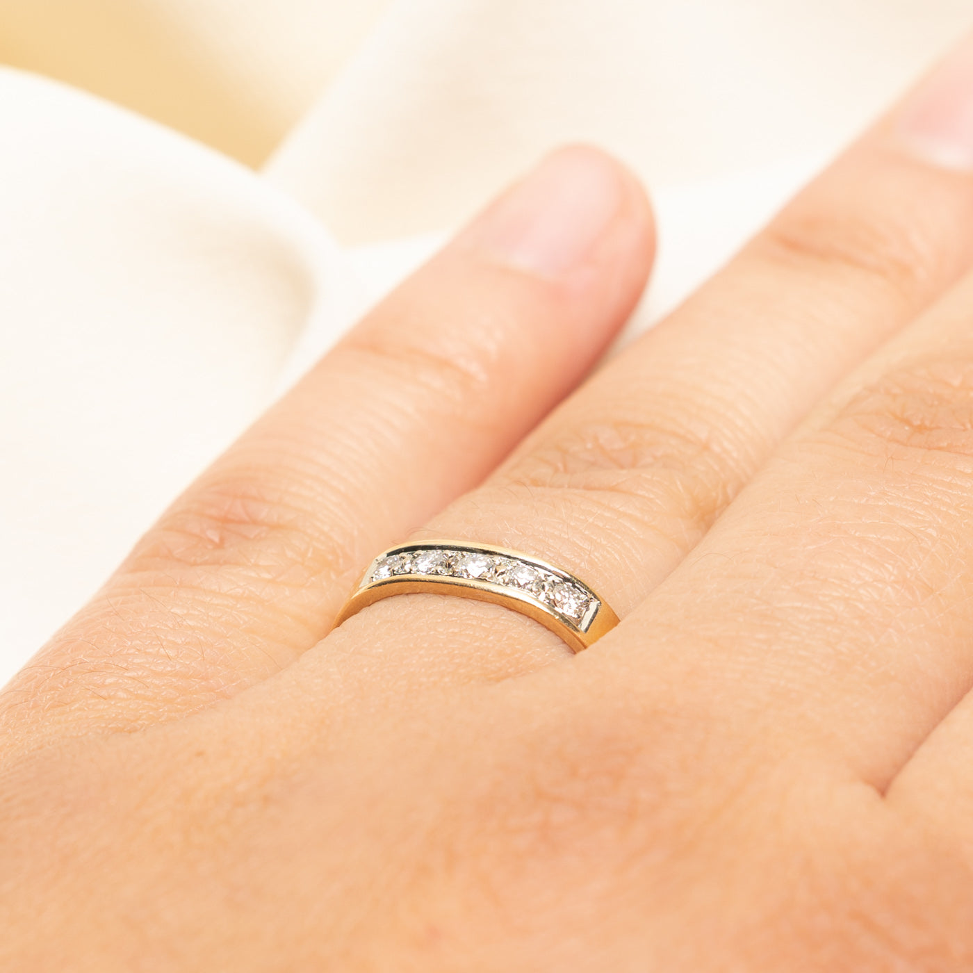 18k Five Stone Diamond Soft Square Band | 0.25ctw | 3.80mm | SZ 6.5