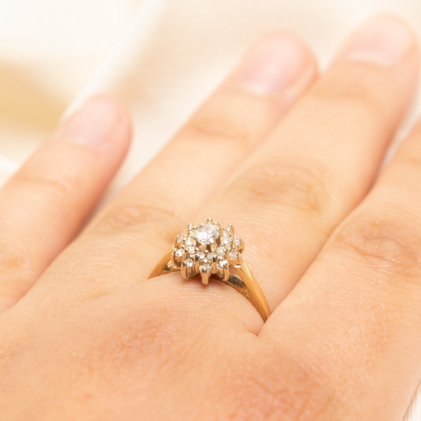 Oval Cut Diamond Petal Ring | 0.33ctw | SZ 7.25