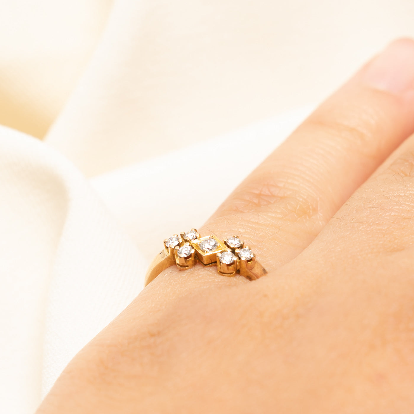 Yellow Gold Diamond Cluster Ring | 0.23ctw | SZ 5.25