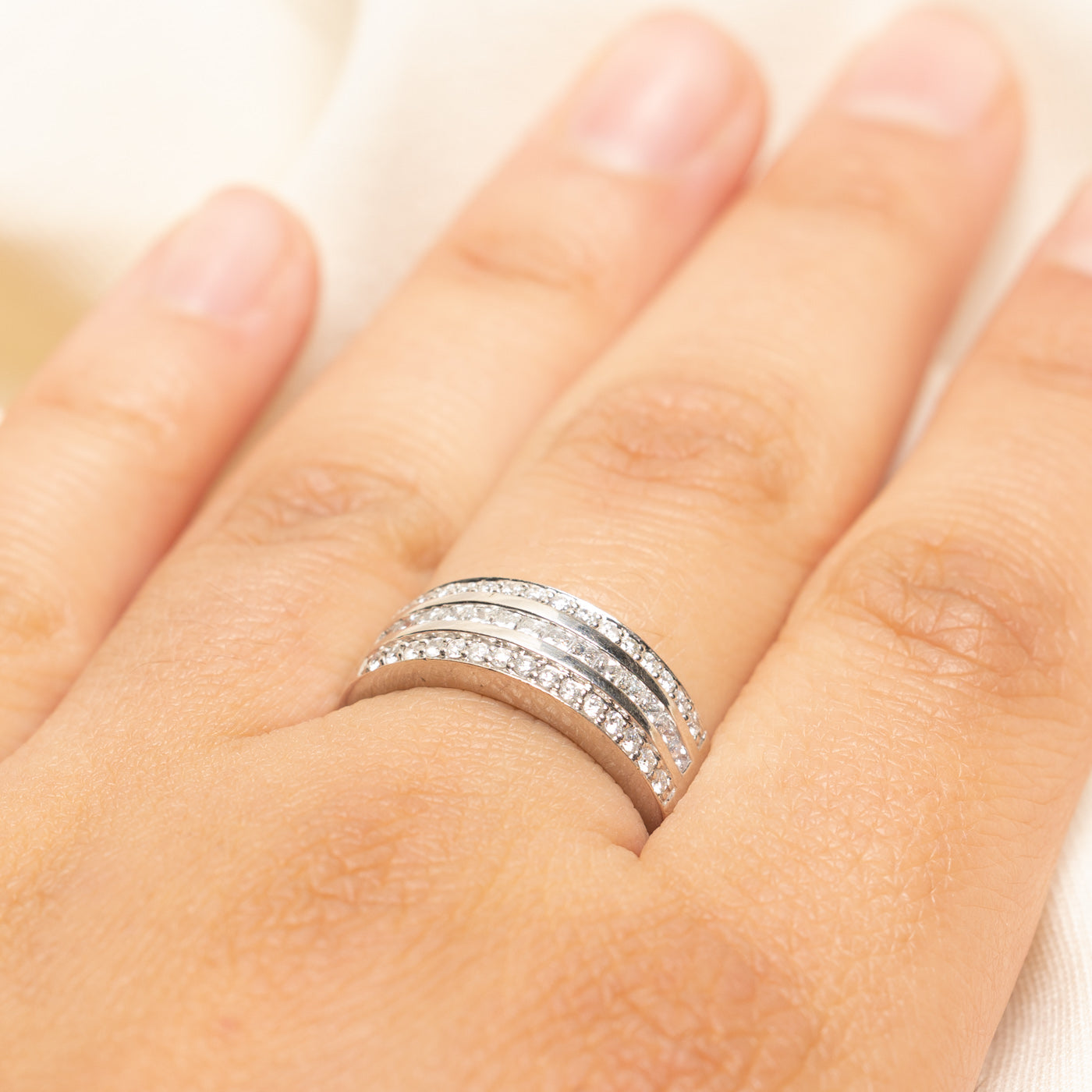 18k Multi Row Mix Cut Diamond Band | 0.92ctw | SZ 8.25