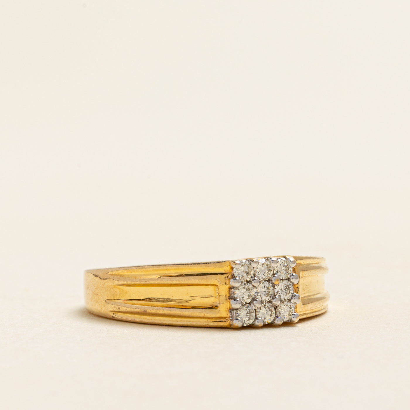 18k Yellow Gold Diamond Grid Grooved Ring | 0.22ctw | SZ 8