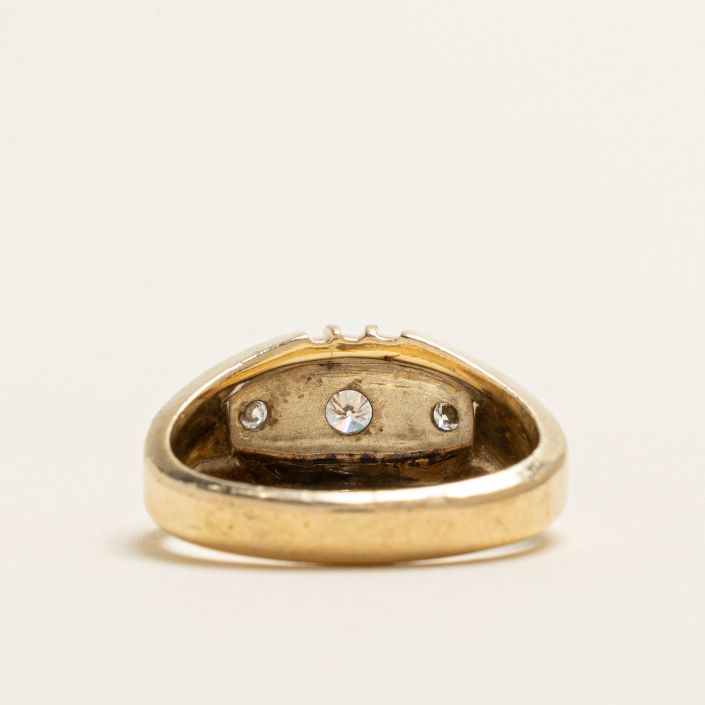 Three Stone Diamond Grooved Ring | 0.23ctw | SZ 9.25