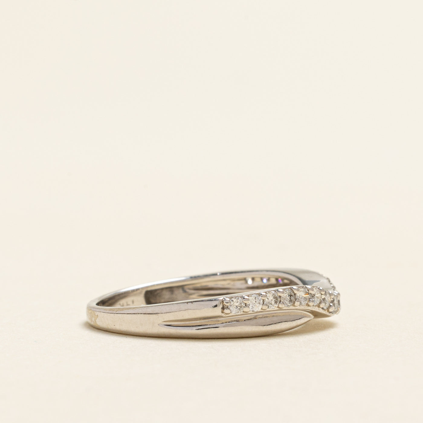 Semi Eternity Diamond Contour Ring | 0.23ctw