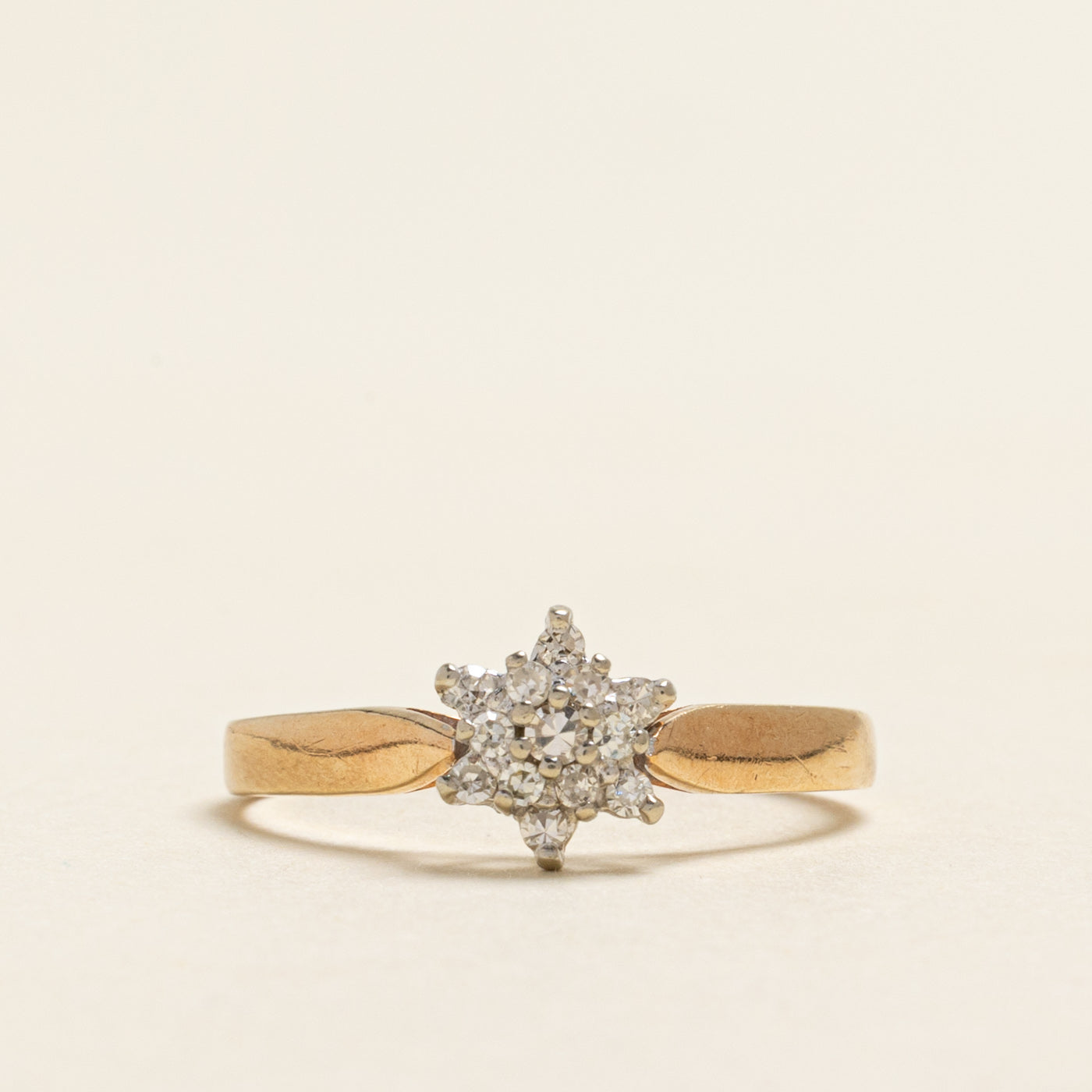 Diamond Petal Cluster Reverse Tapered Ring | 0.14ctw | SZ 6.5