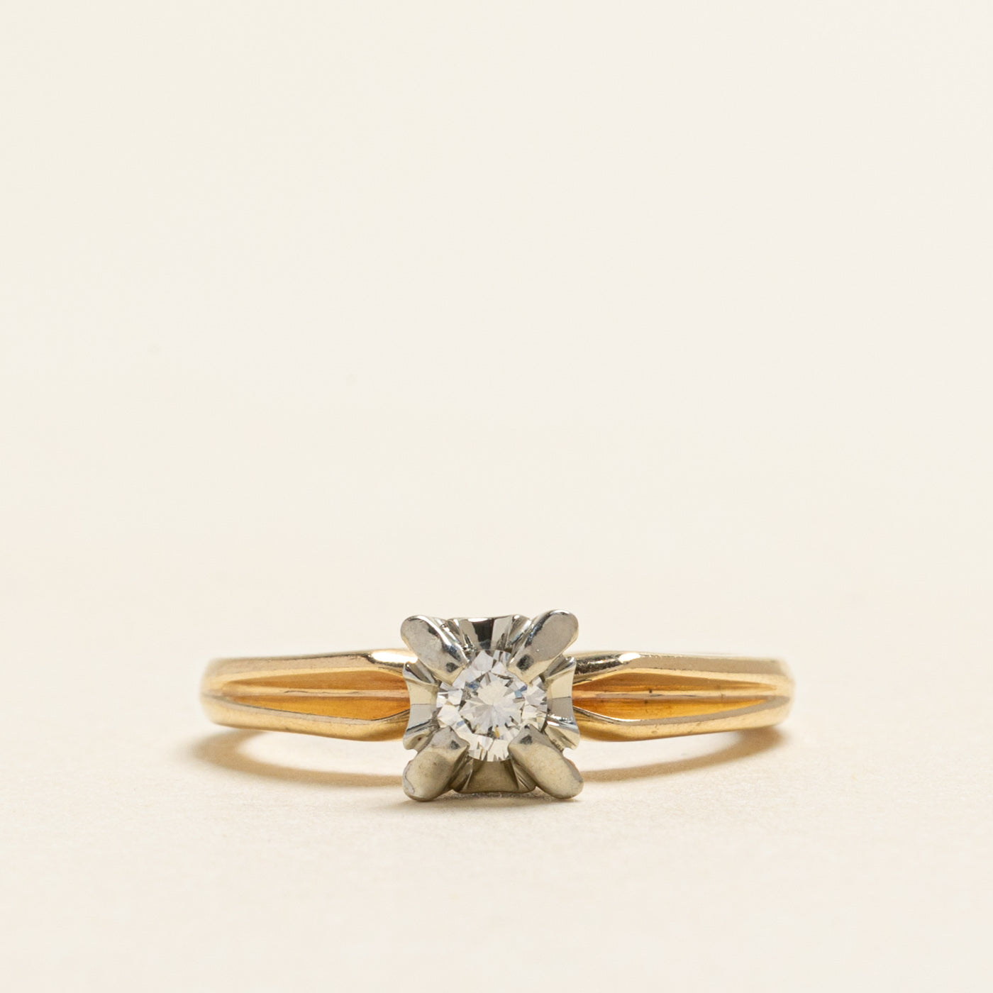 Solitaire High Set Diamond Grooved Ring | 0.15ct | SZ 5.25