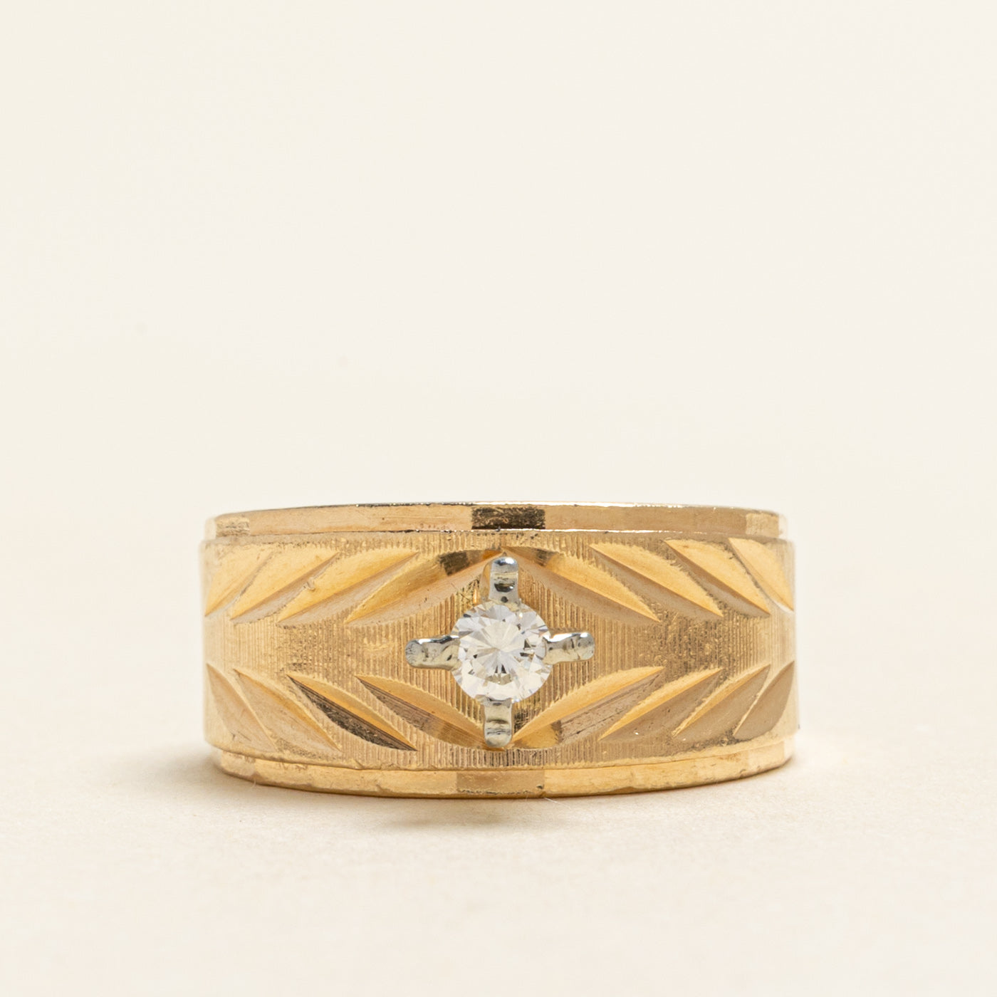 Solitaire Diamond Engraved Ring | 0.11ct | SZ 5