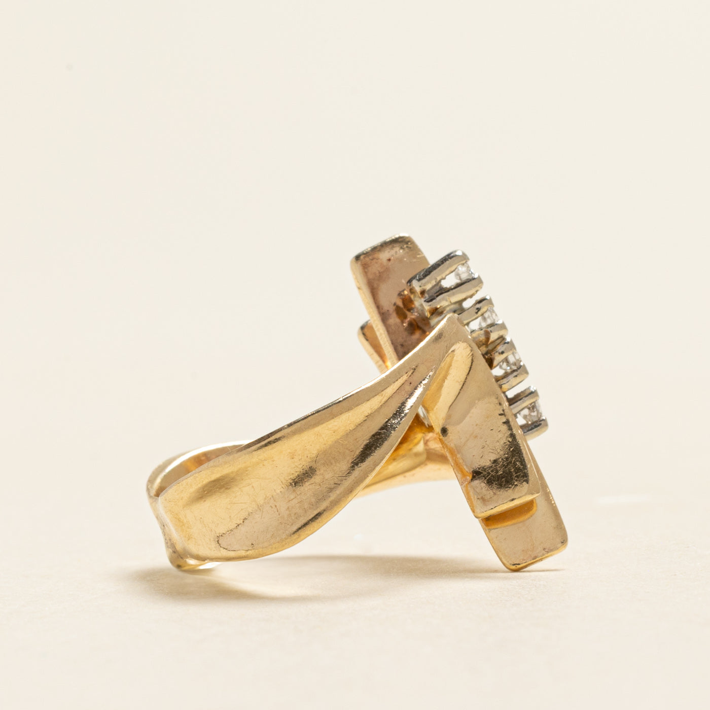 Diamond Column Cocktail Ring | 0.07ctw | SZ 3.75