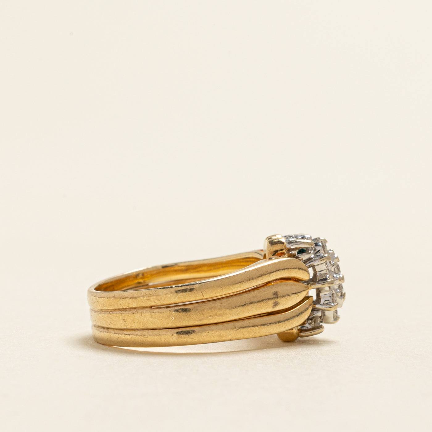 Yellow Gold Diamond Cluster Grooved Ring | 0.13ctw | SZ 4.25