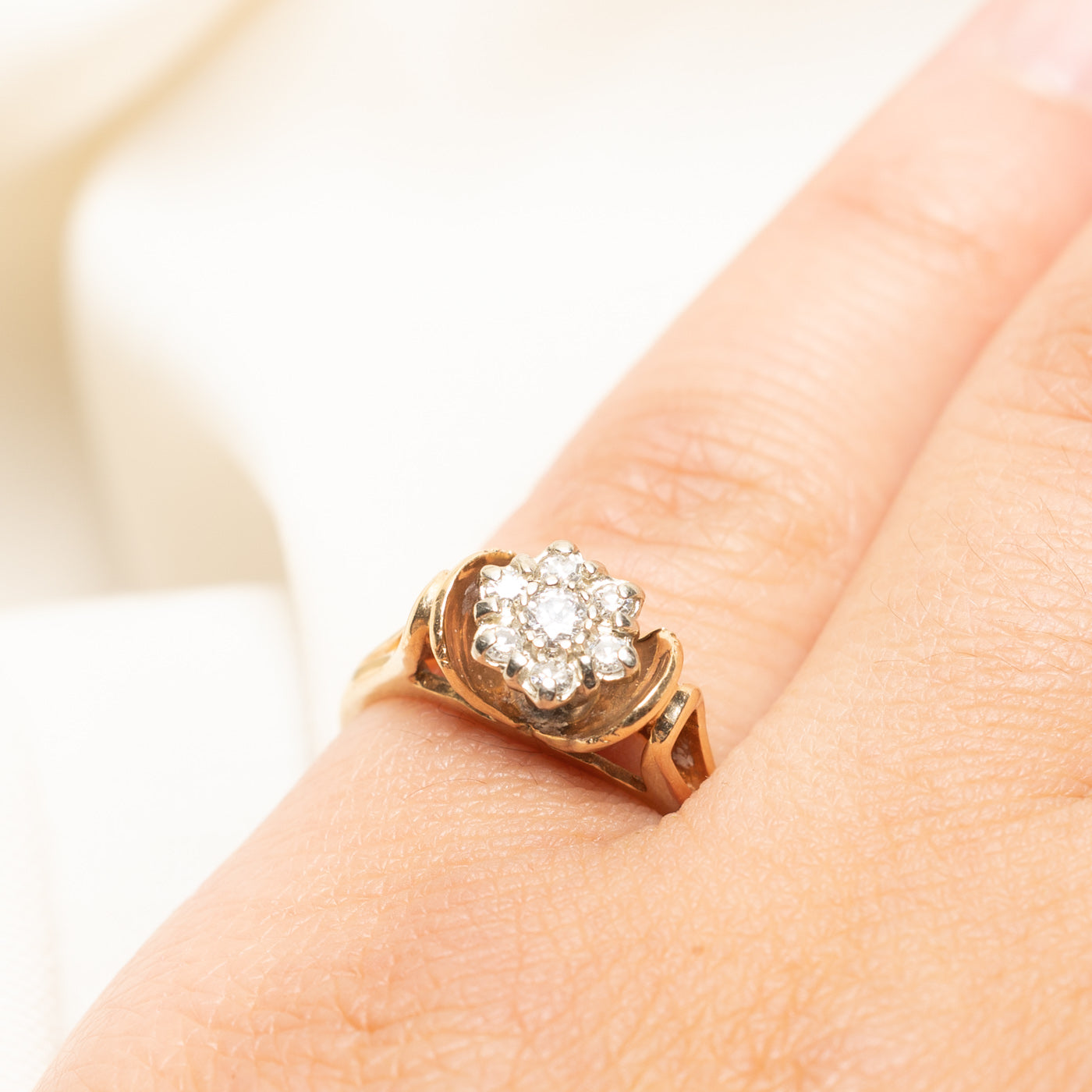 Yellow Gold Diamond Petal Cluster Ring | 0.21ctw | SZ 5.25