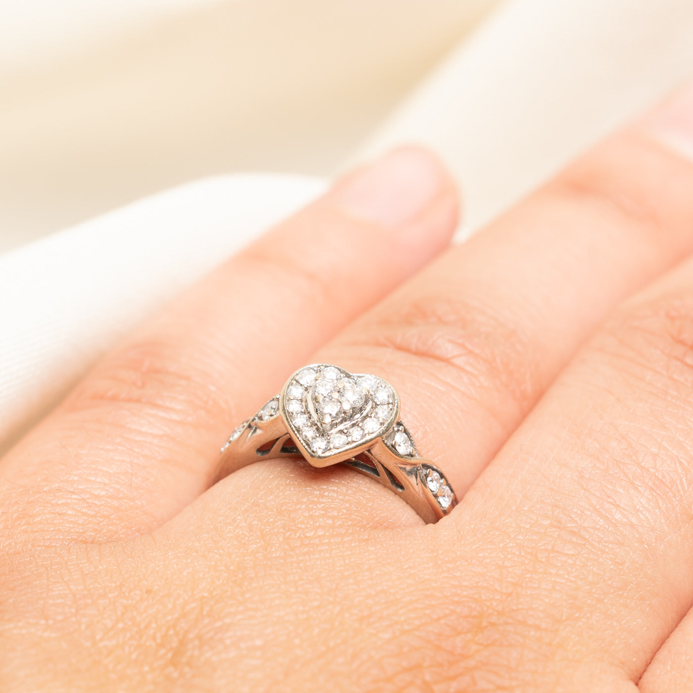 Diamond Heart Cluster Halo Ring | 0.34ctw | SZ 7.25