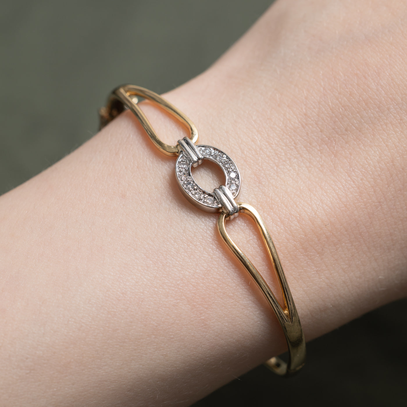 10K Two Tone Diamond  Circle Link Bangle | 0.12ctw | 7"