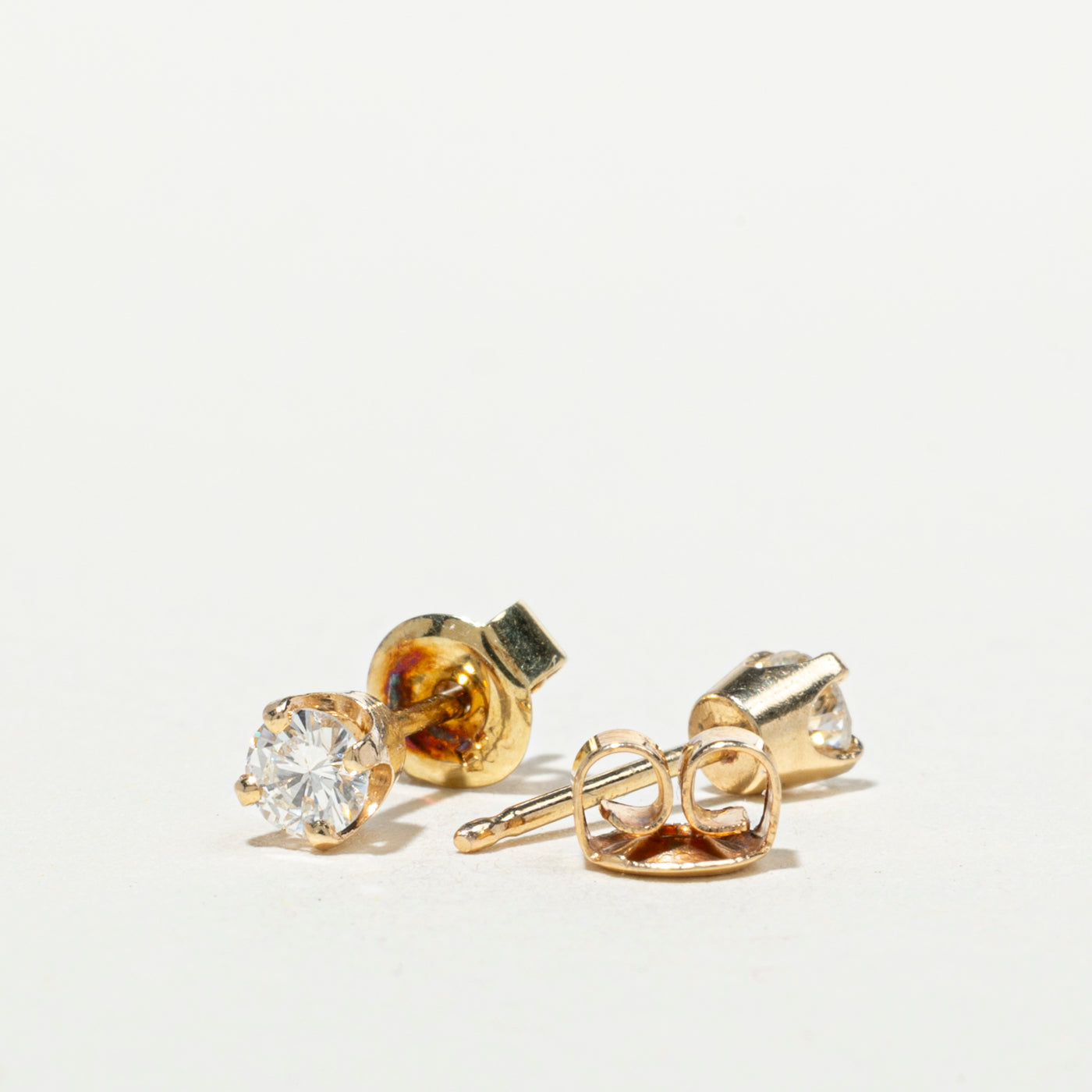 14k Solitaire Diamond Stud Earrings | 0.27ctw