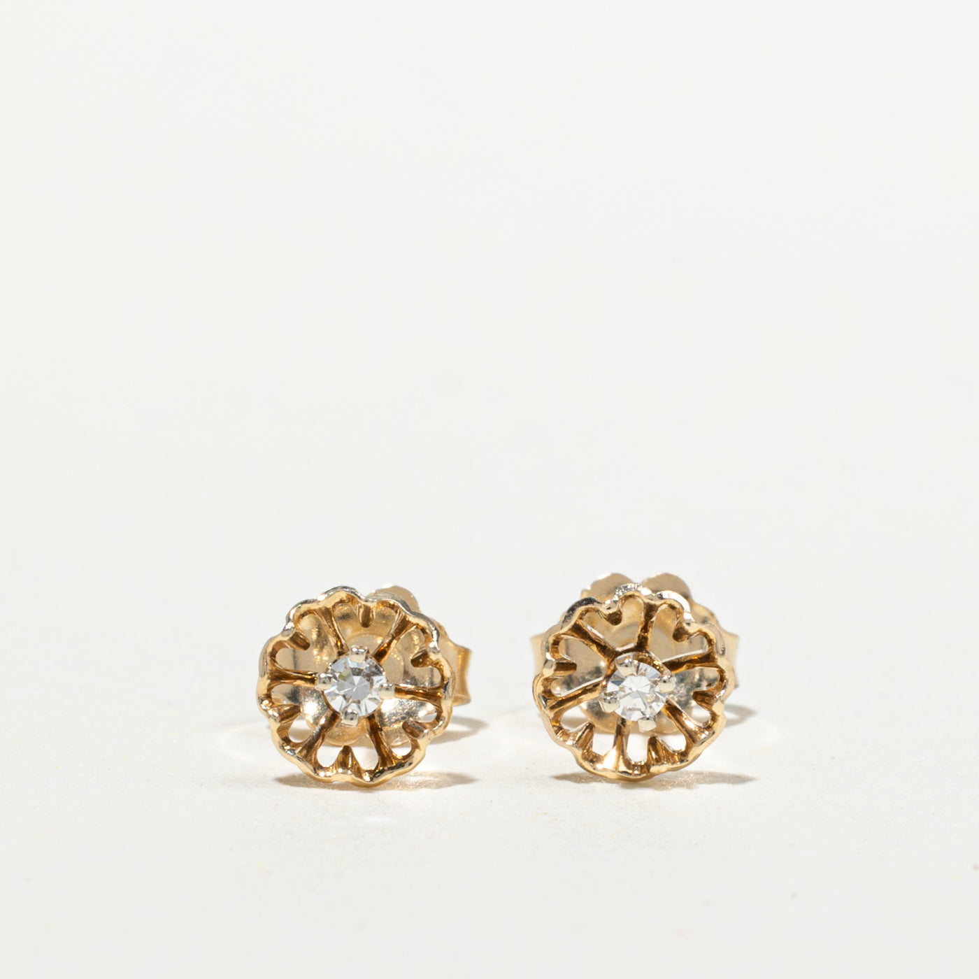 14k Diamond Openwork Flower Stud Earrings | 0.04ctw