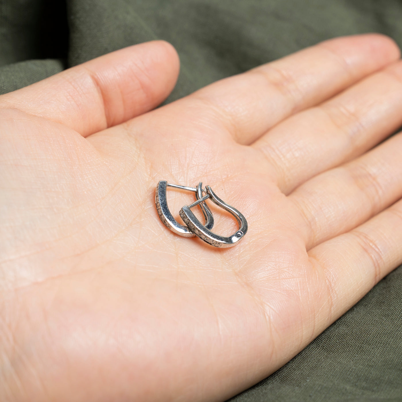 14k White Gold Channel Set Hoop Earrings | 0.2ctw