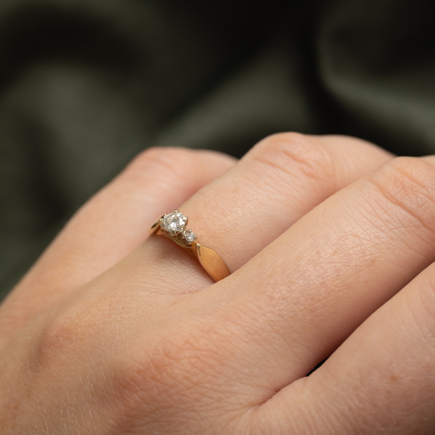 Vintage 1940s Retro Platinum Solitaire Diamond Engagement Ring | 0.36c