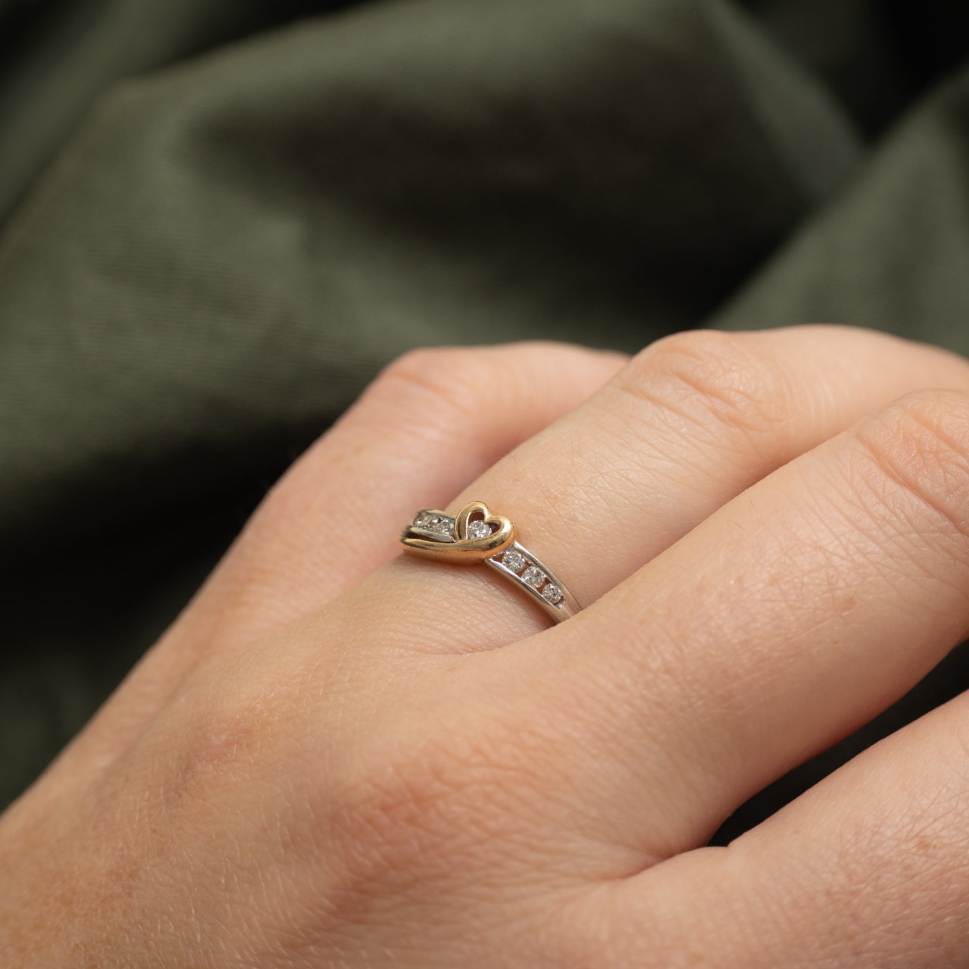 Two Tone Gold Diamond Heart Ring | 0.13ct | SZ 5.75