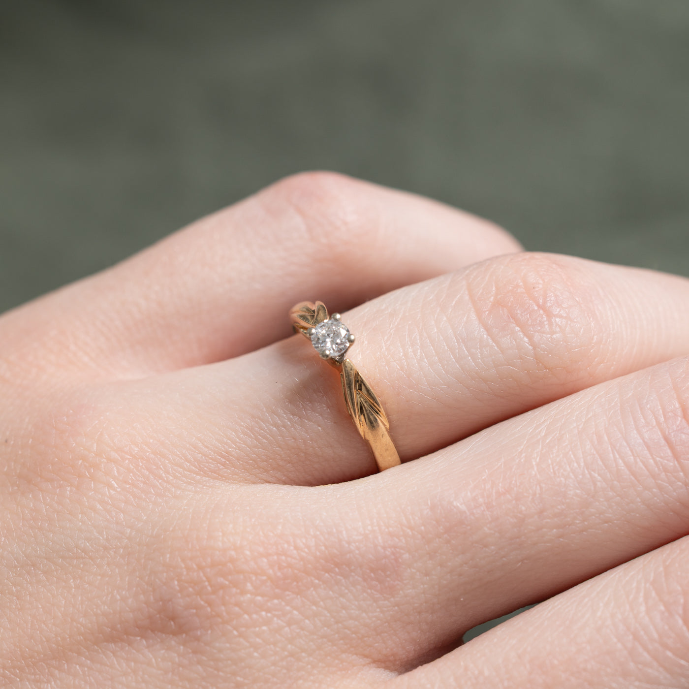 Solitaire Diamond Reverse Tapered Ring | 0.17ct | SZ 5.25