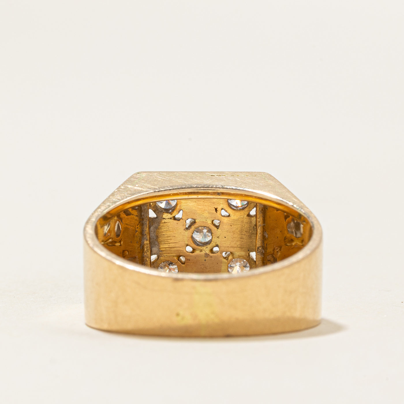 Bague chevalière carrée à cinq diamants en or 18 carats | 0,31 ct au total | Taille 6,25 |