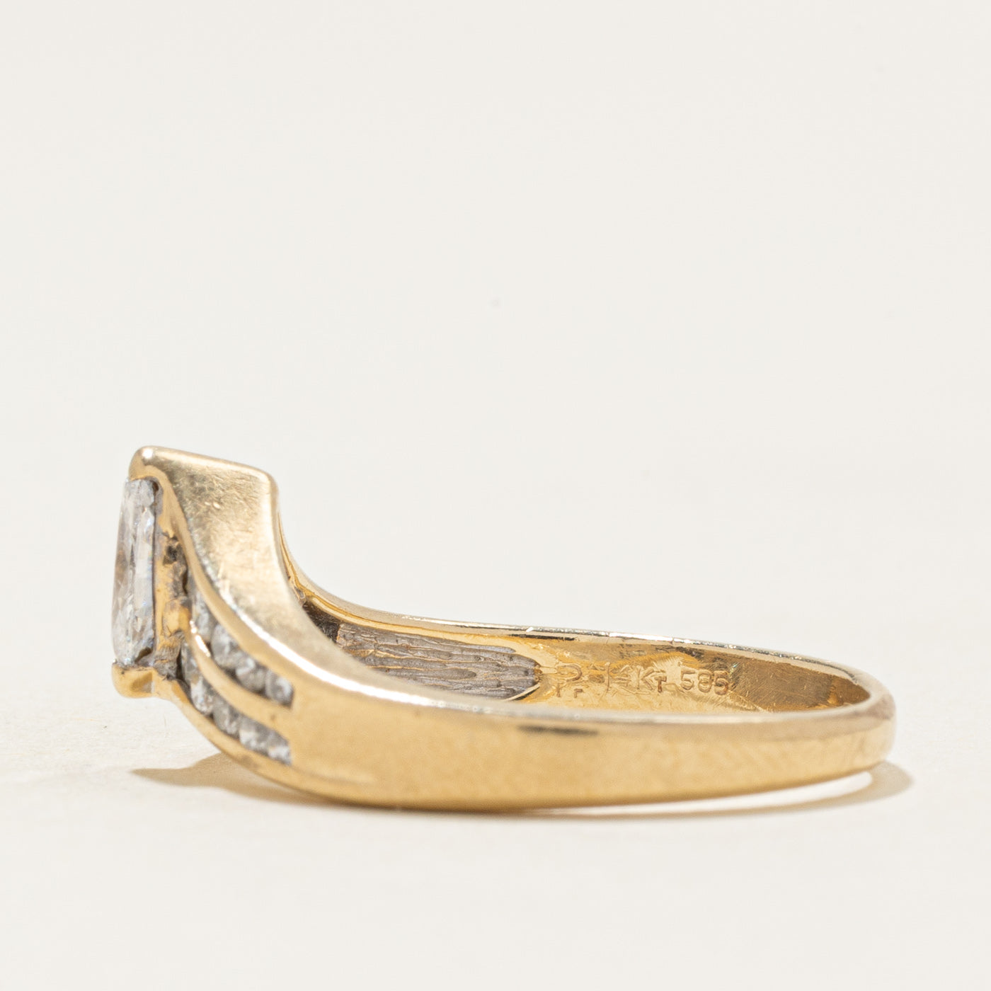 Marquise Cut Diamond Chevron Ring | 0.23ct, 0.26ctw | SZ 5.5 |