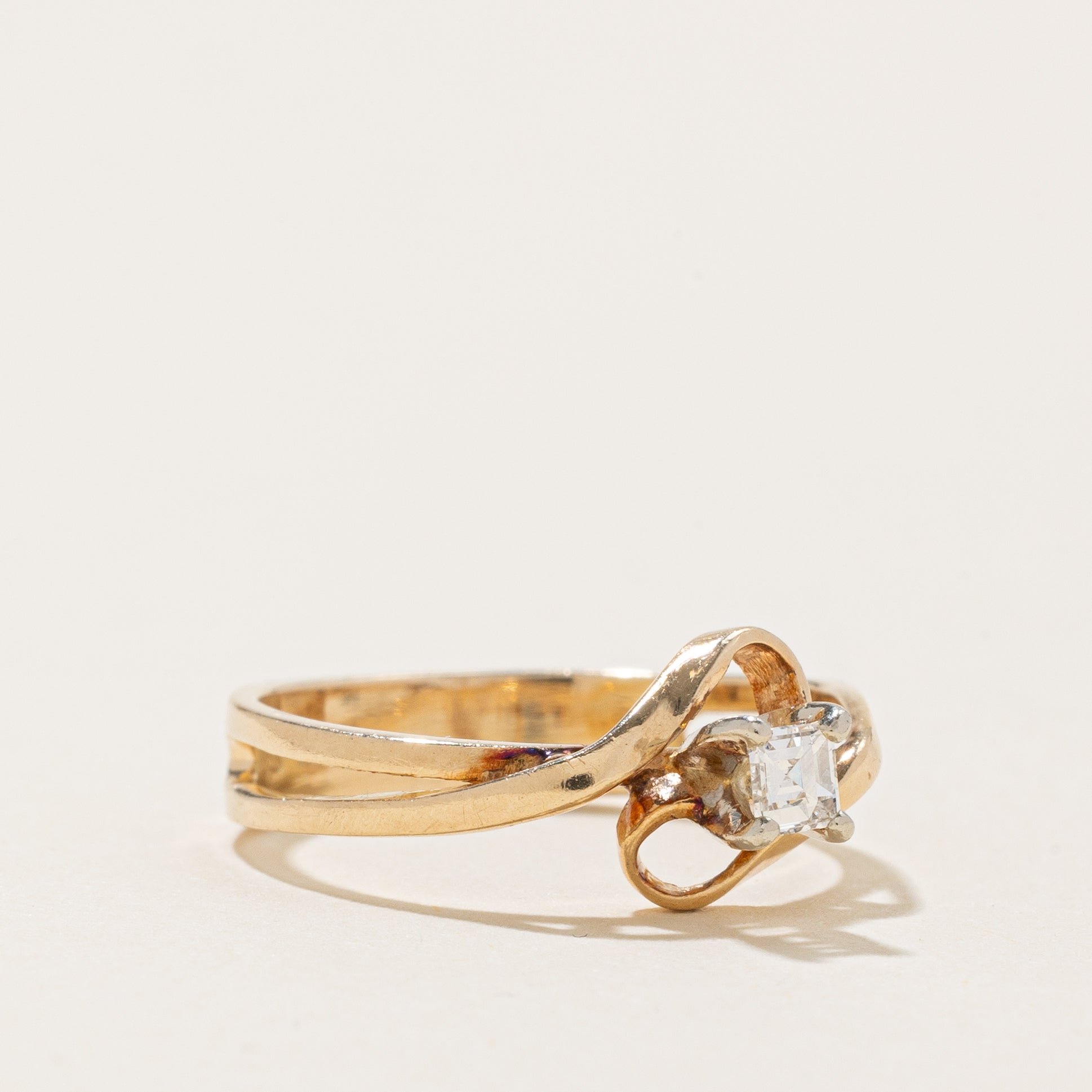 Bague croisée en diamant taille Asscher | 0,1 ct | Taille 4,75 |