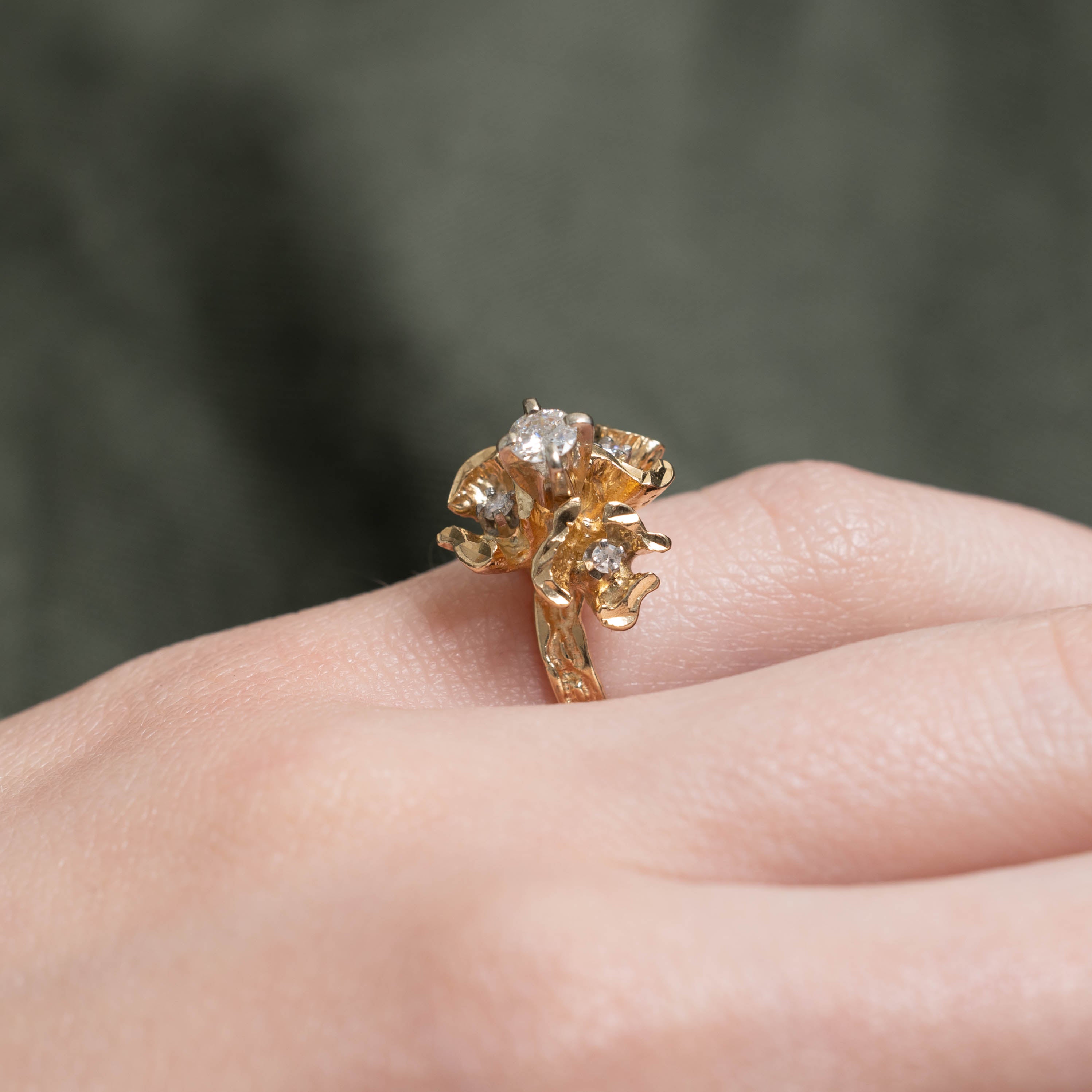 14k Scattered Diamond Flower Cocktail Ring | 0.25ctw | SZ 4.25