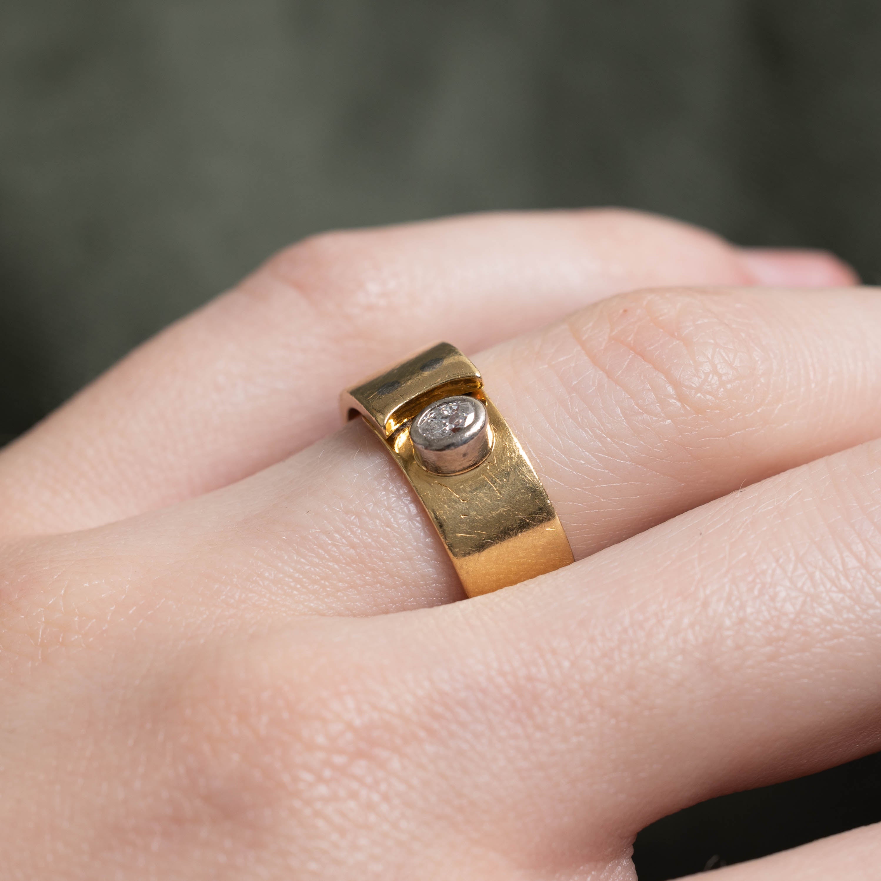 18k Bezel Set Diamond Cigar Band | 0.15ctw | SZ 5