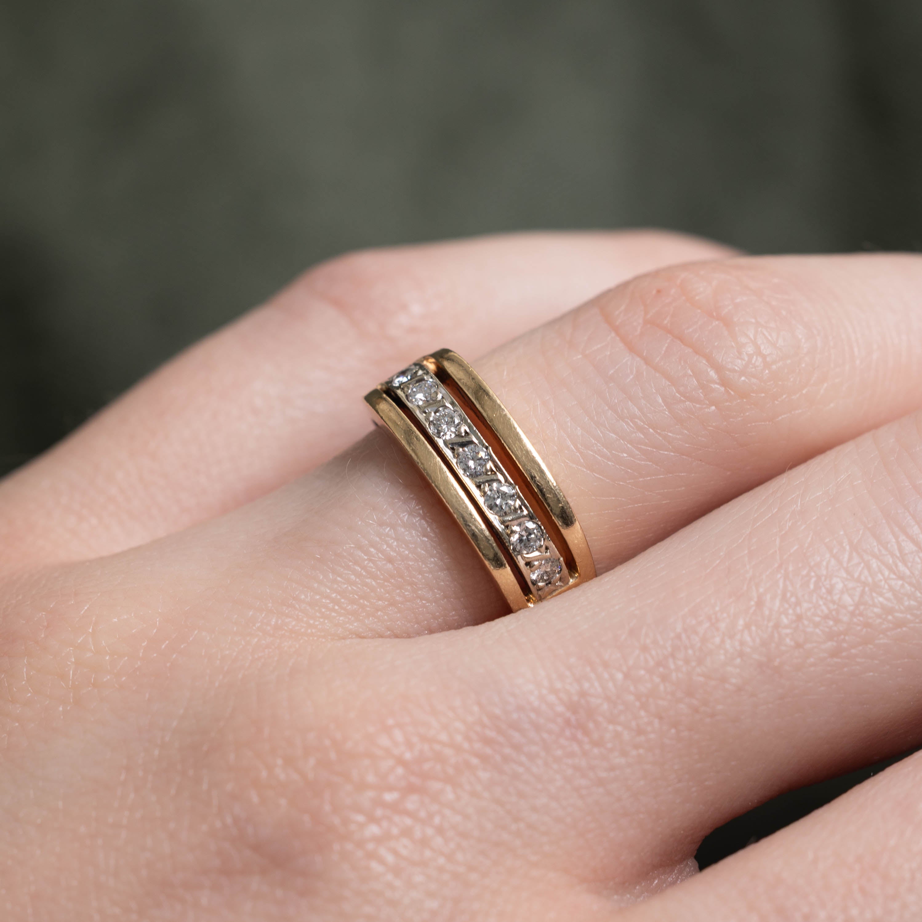 14k Two Tone Flush Set Diamond Ring | 0.21ctw | SZ 5.25