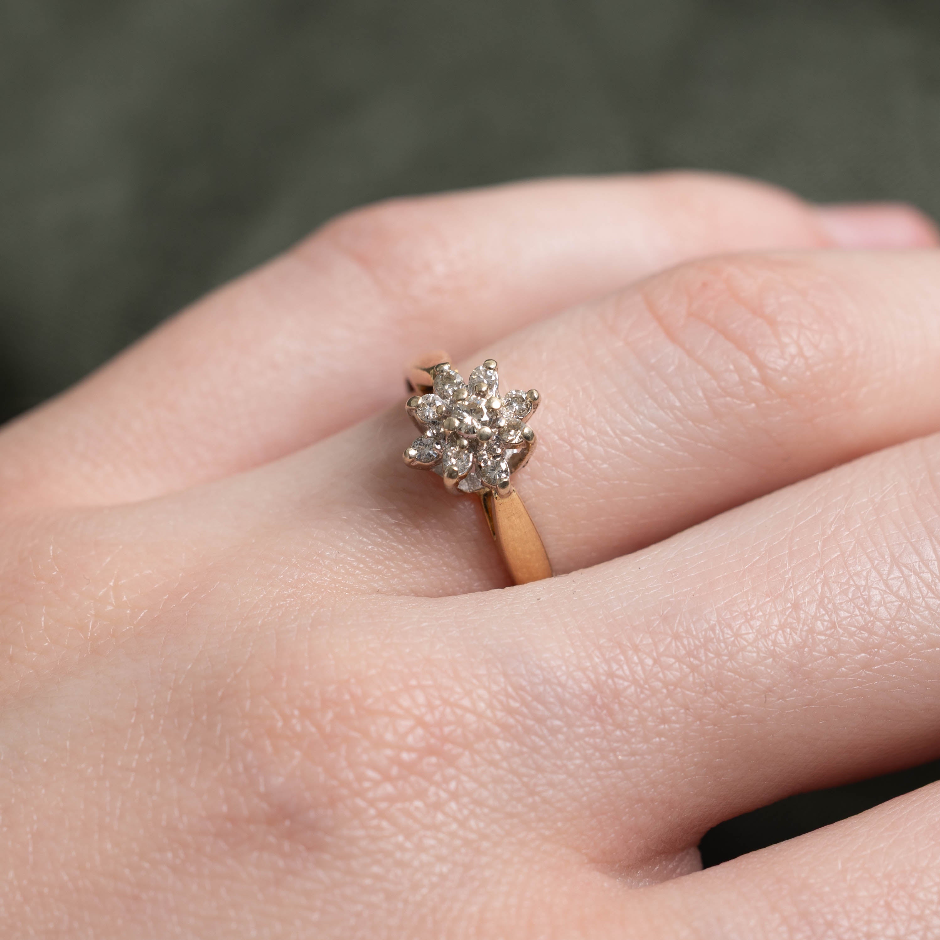 14k Diamond Petal Cluster Ring | 0.18ctw | SZ 6
