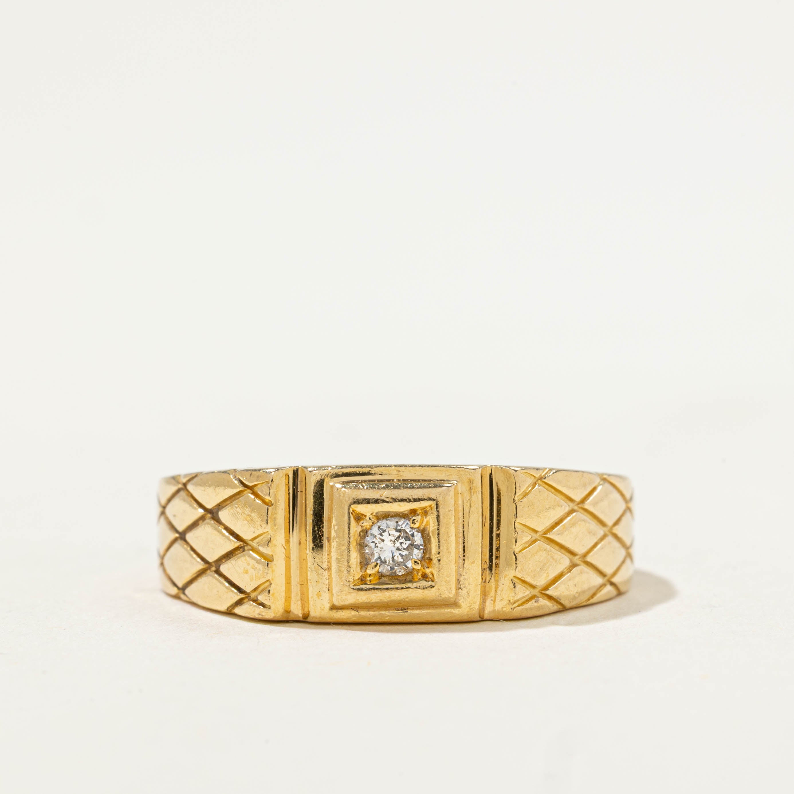 19k Diamond Cross Hatch Dome Ring | 0.07ctw | SZ 9.25