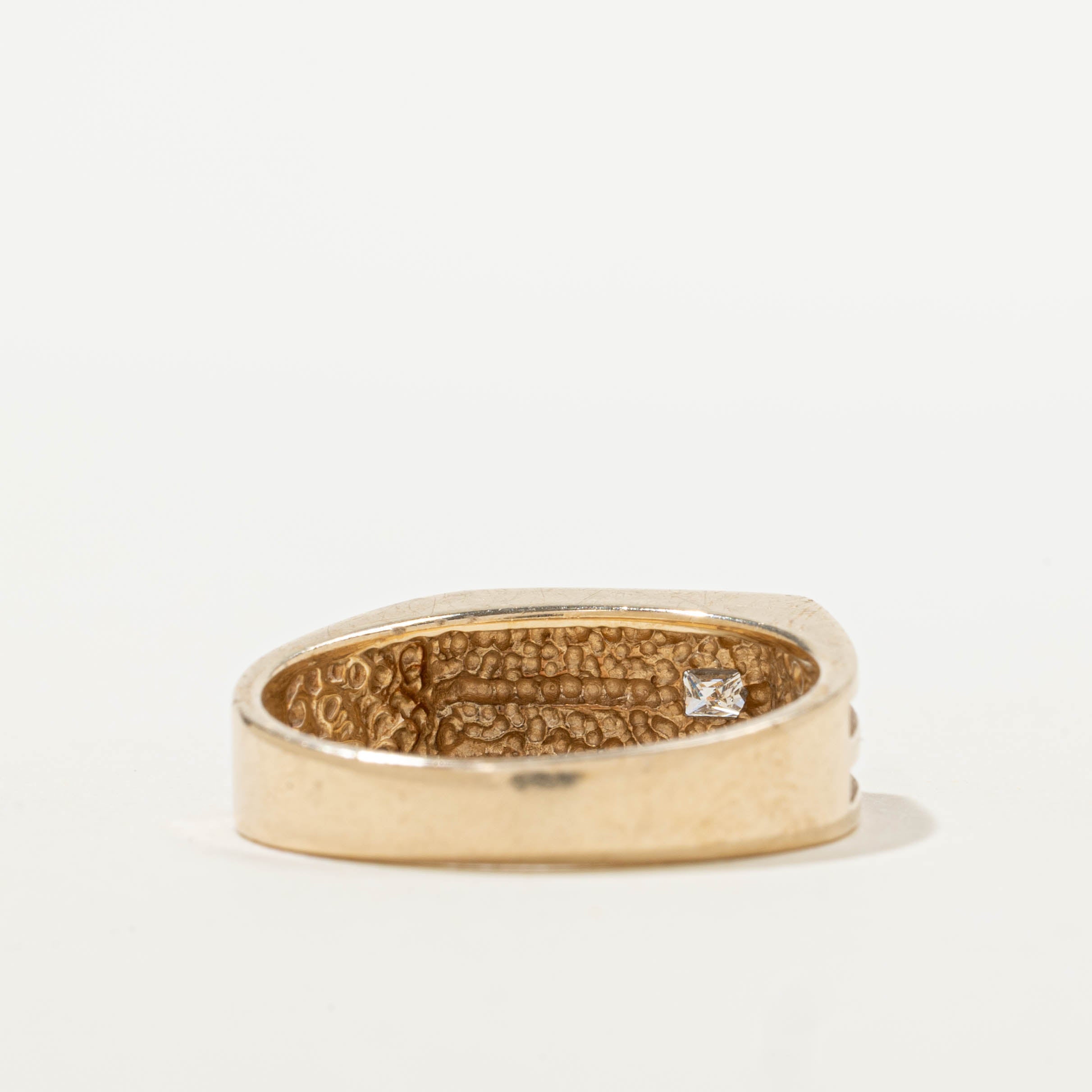 10k Radiant Cut Diamond Grooved Ring | 0.12ctw | SZ 9.75