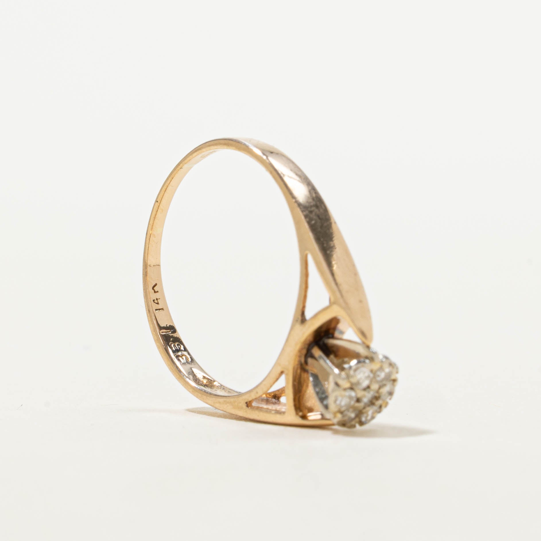 14k Diamond Daisy Cluster Cathedral Ring | 0.10ctw | SZ 6
