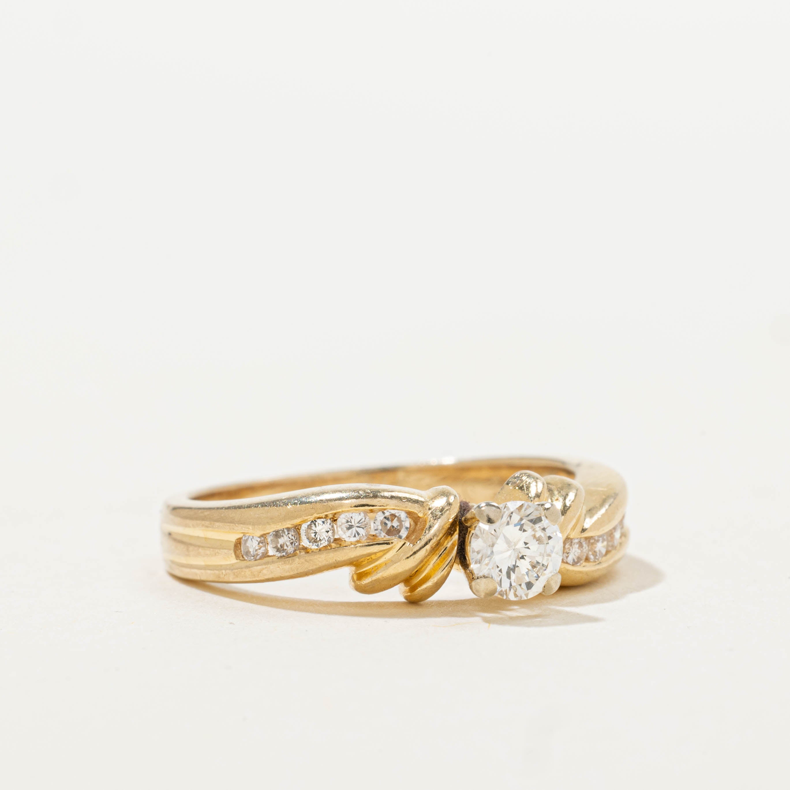 14k Diamond Waterfall Accents Grooved Ring | 0.38ctw | SZ 6