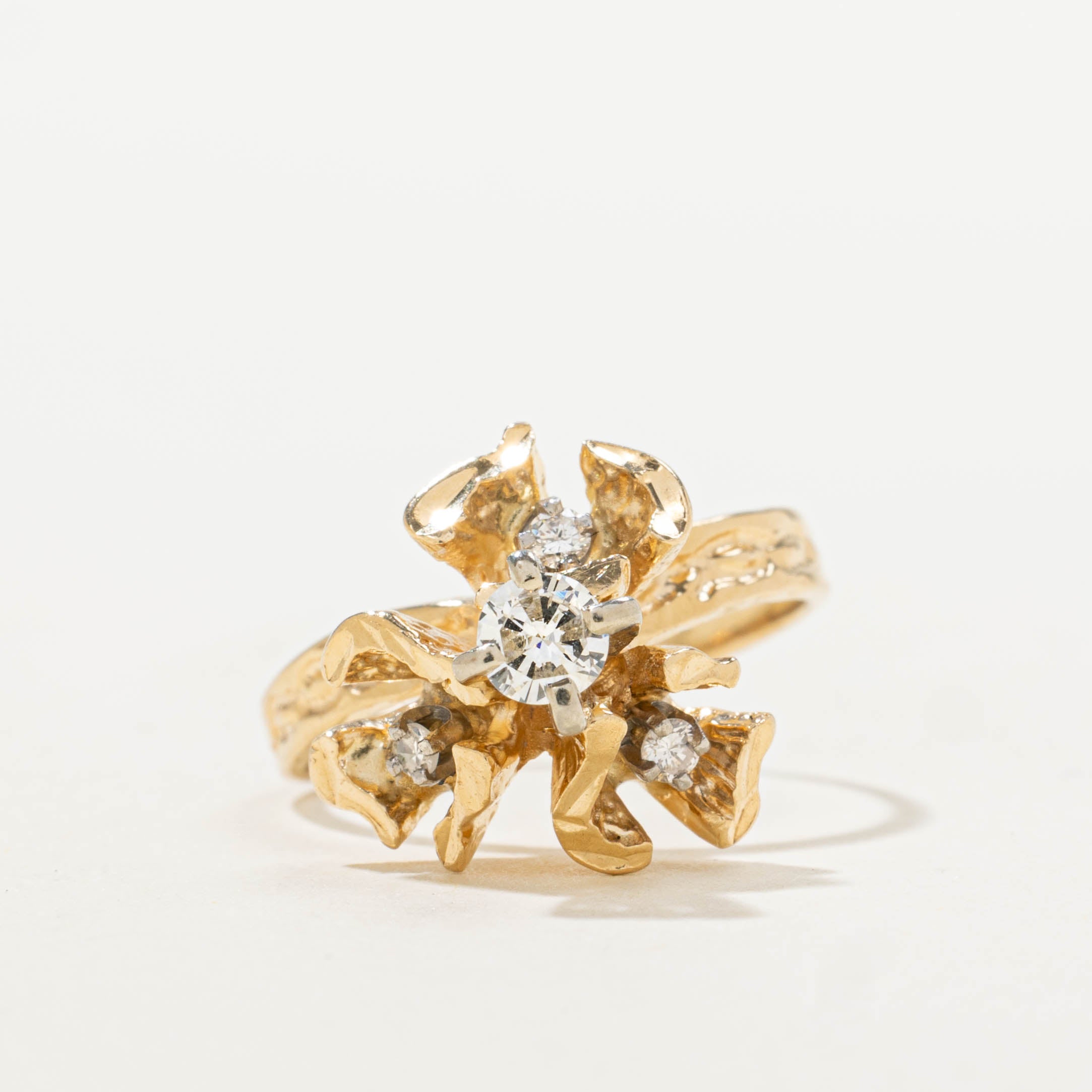 14k Scattered Diamond Flower Cocktail Ring | 0.25ctw | SZ 4.25