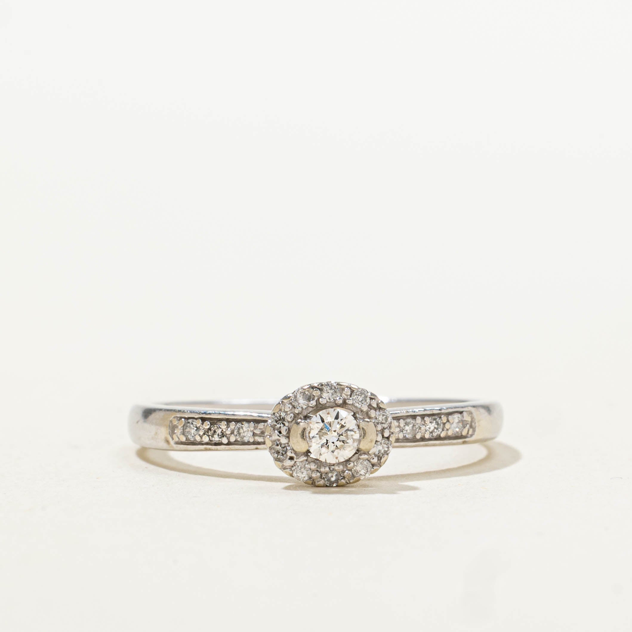 10k Diamond Oval Halo Ring | 0.15ctw | SZ 7