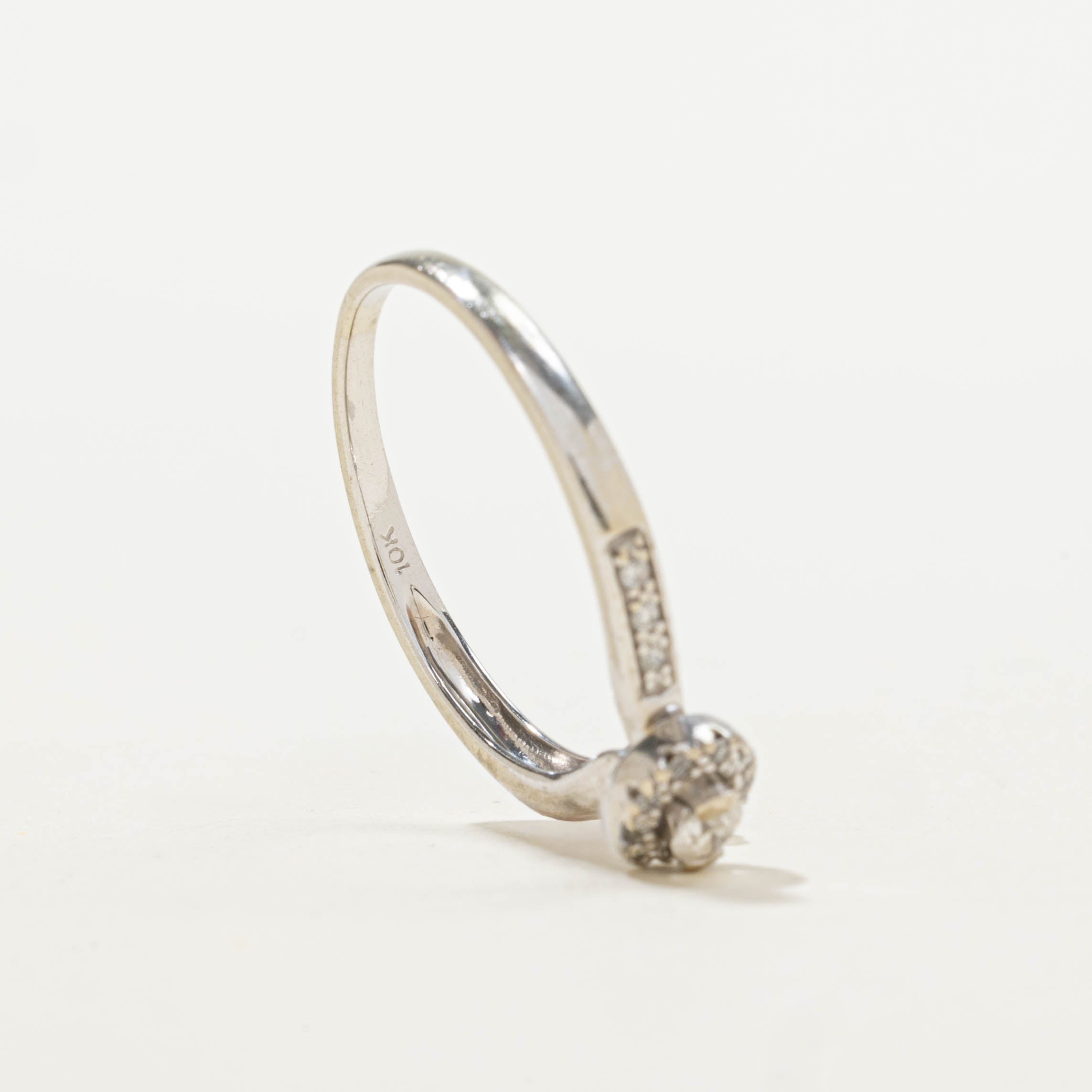 10k Diamond Oval Halo Ring | 0.15ctw | SZ 7