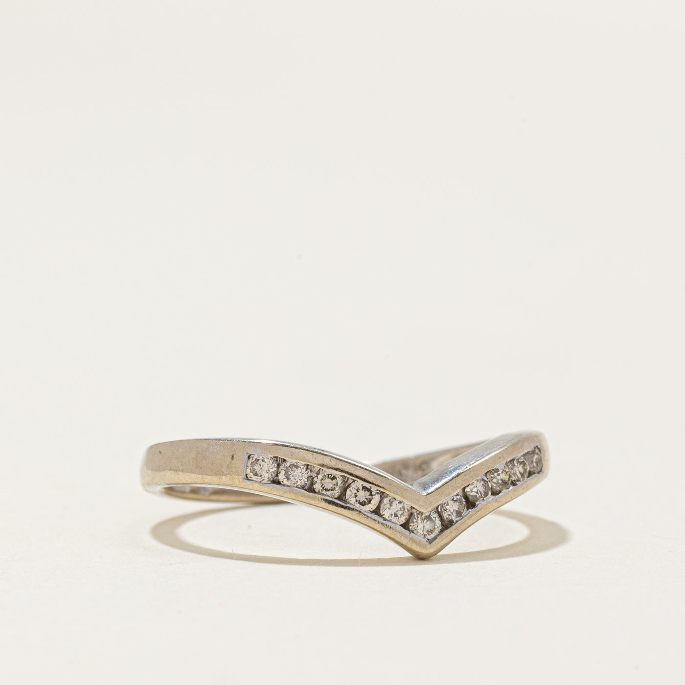 Channel Set Diamond Chevron Ring | 0.11ctw | SZ 5.5 |