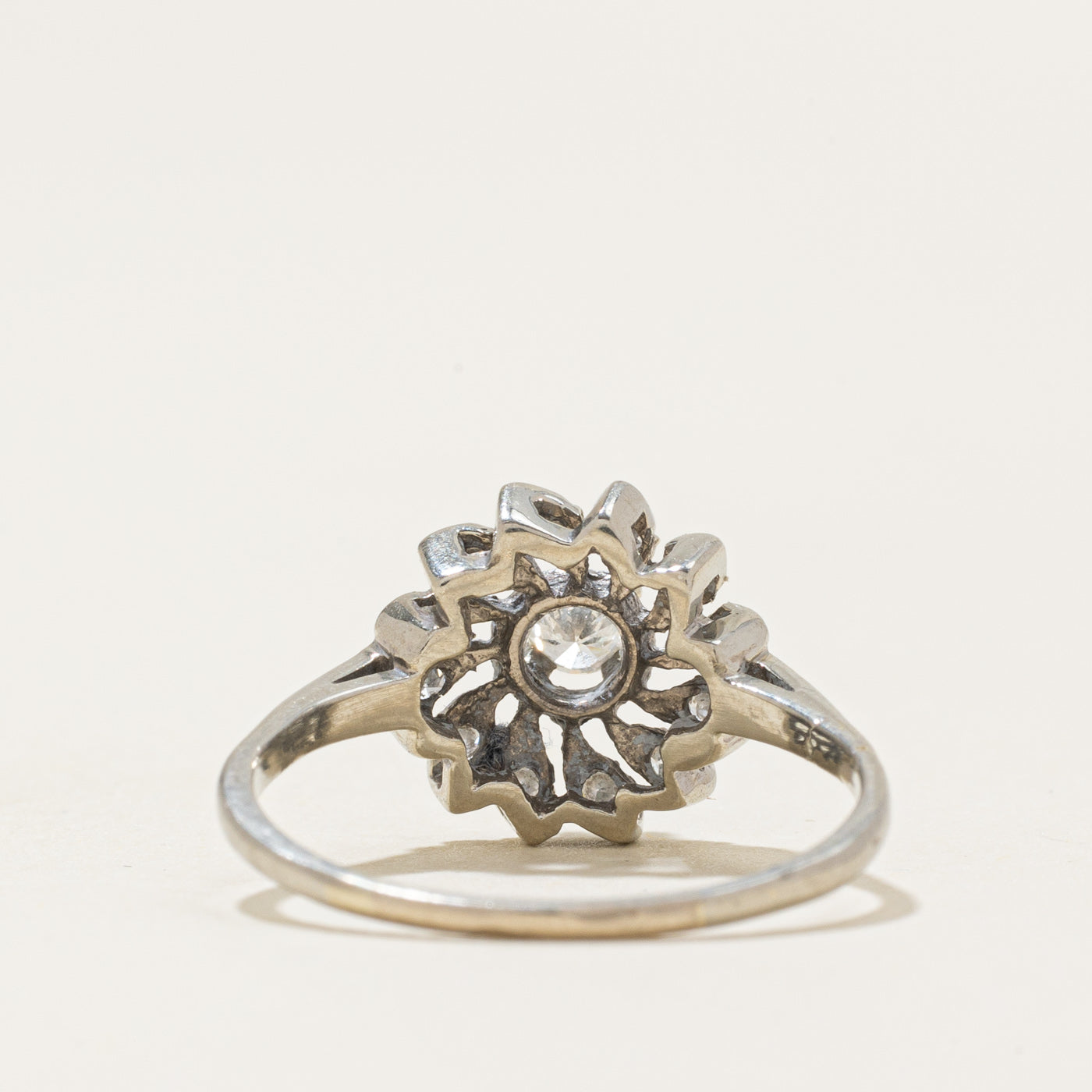 Diamond Floral Cluster Ring | 0.15ctw | SZ 6.0 |