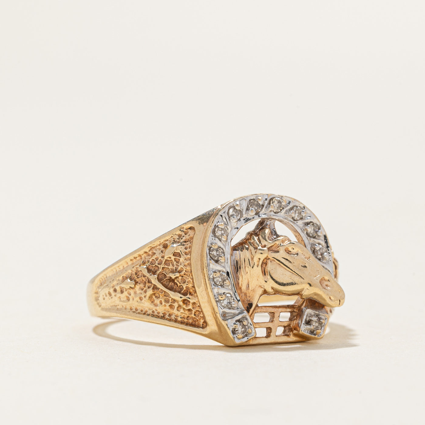 Diamond Horse & Horseshoe Ring | 0.06ctw | SZ 9.75 |