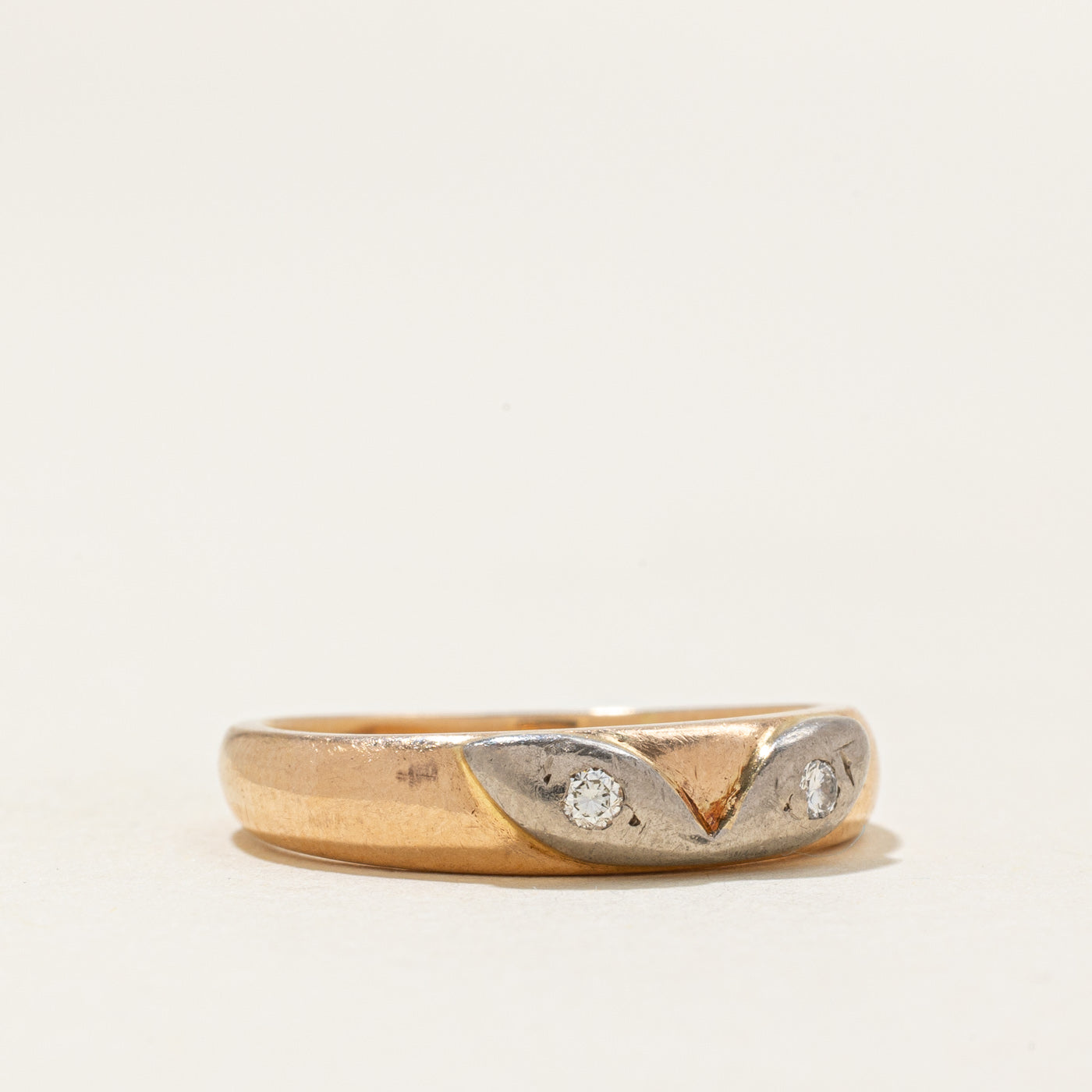 1995 Ukrainian Two Stone Diamond Leaf Design Ring | 0.04ctw | SZ 6.5 |