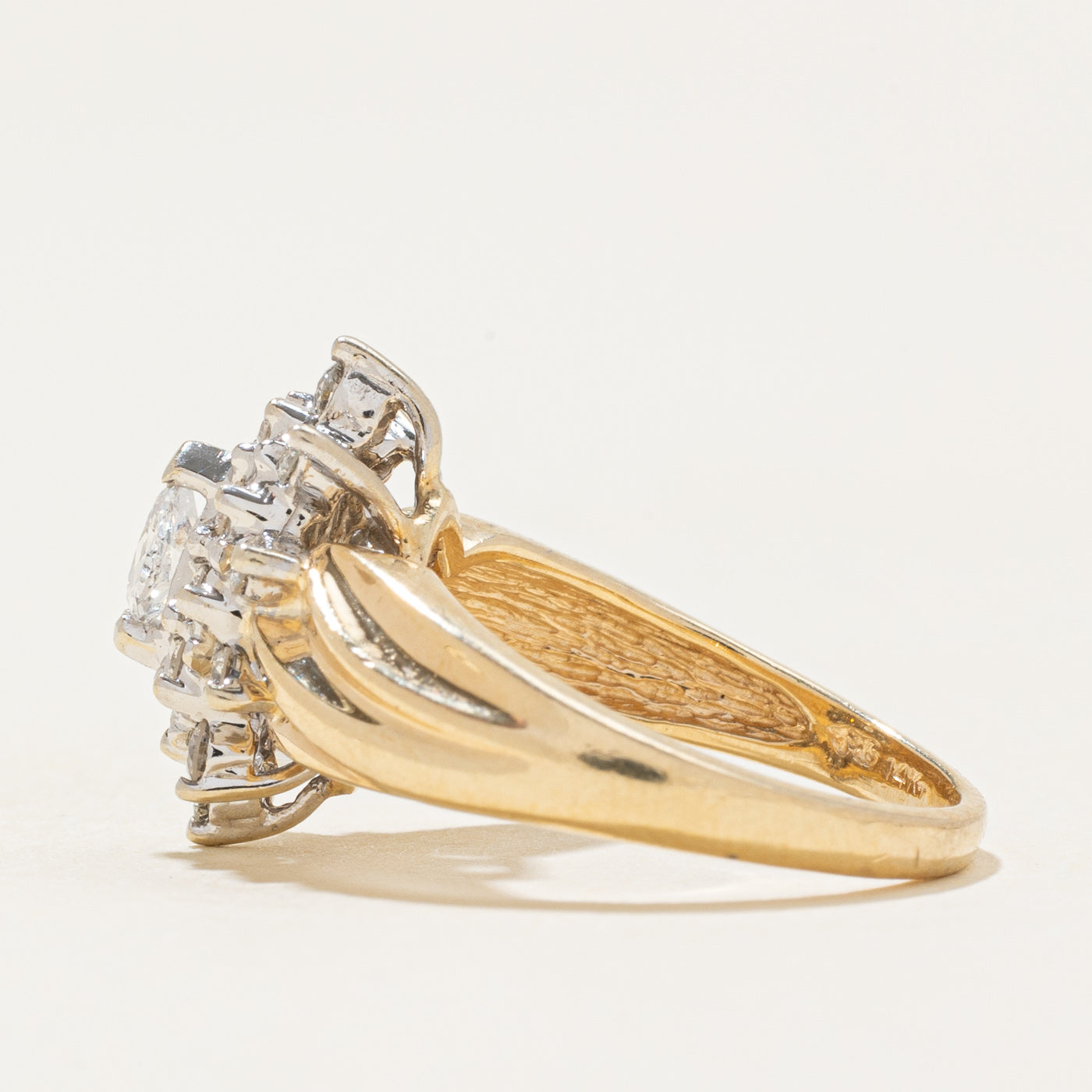 Diamond Petal Cluster Grooved Cocktail Ring | 0.32ctw | SZ 4.0 |