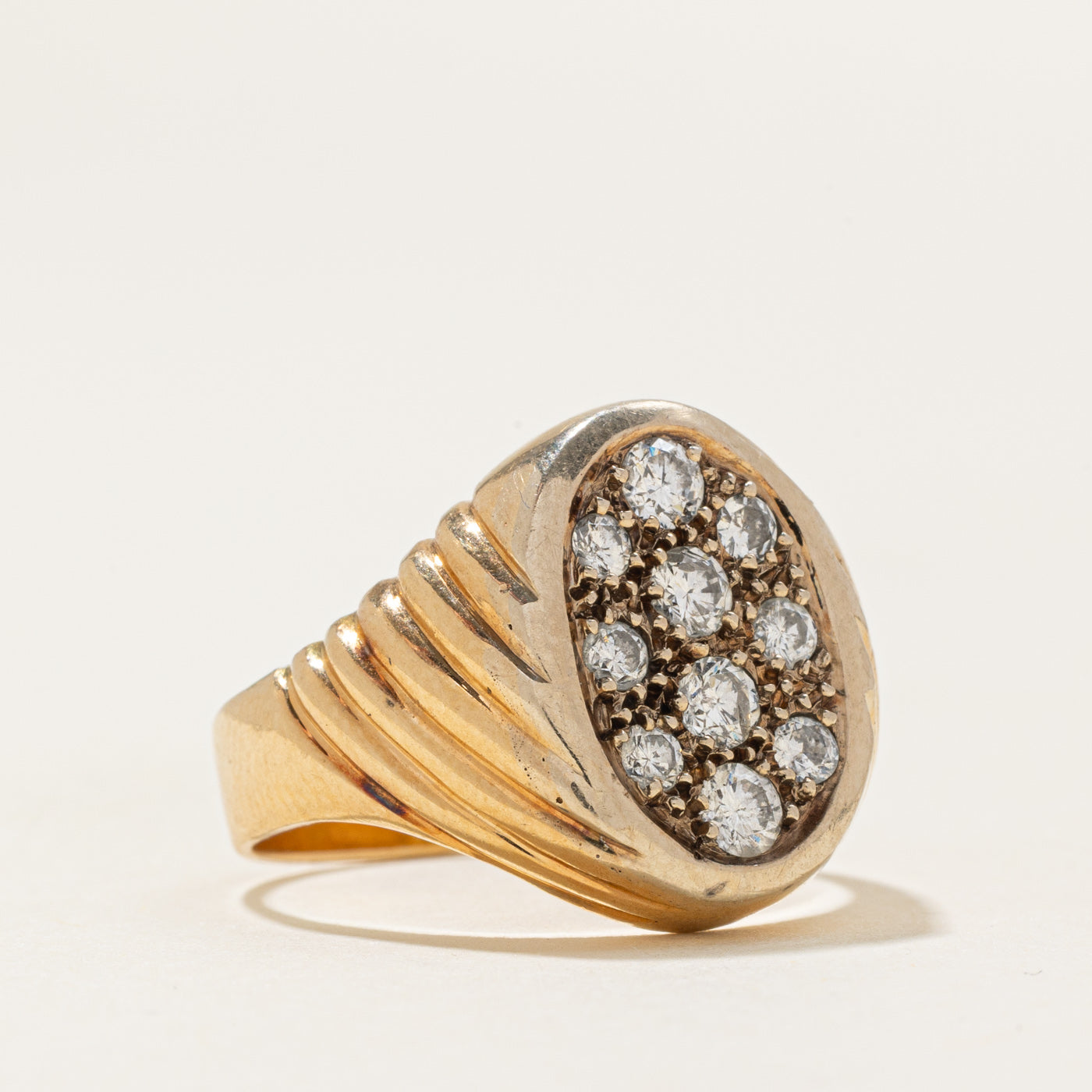 16k Diamond Oval Cluster Grooved Signet Ring | 0.35ctw | SZ 6.0 |