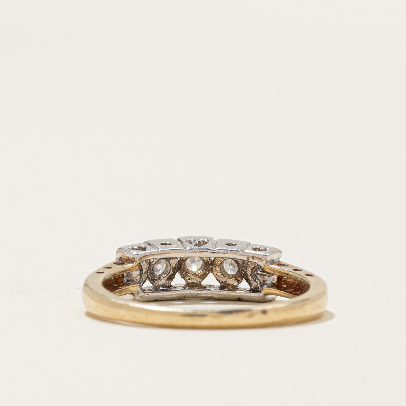 Five Stone Diamond Band | 0.2ctw | SZ 6.75 |