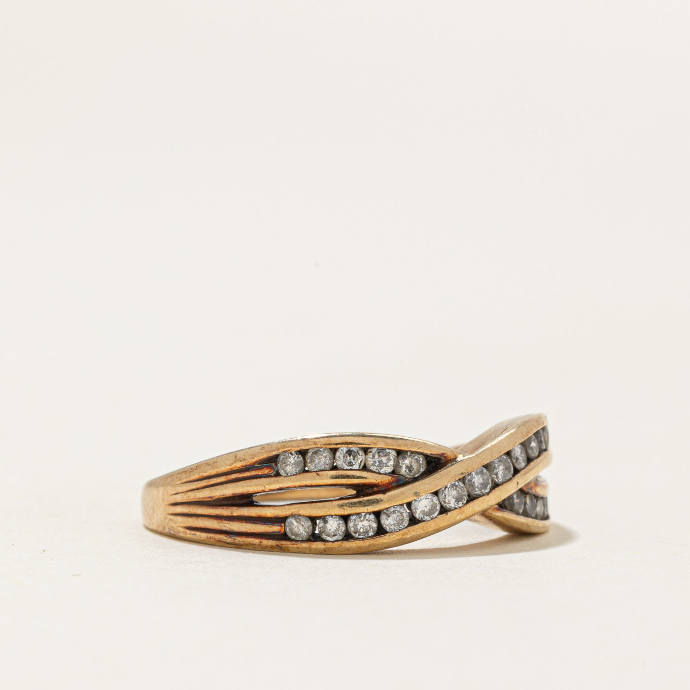 Channel Set Diamond Crossover Ring | 0.23ctw | SZ 6.75 |